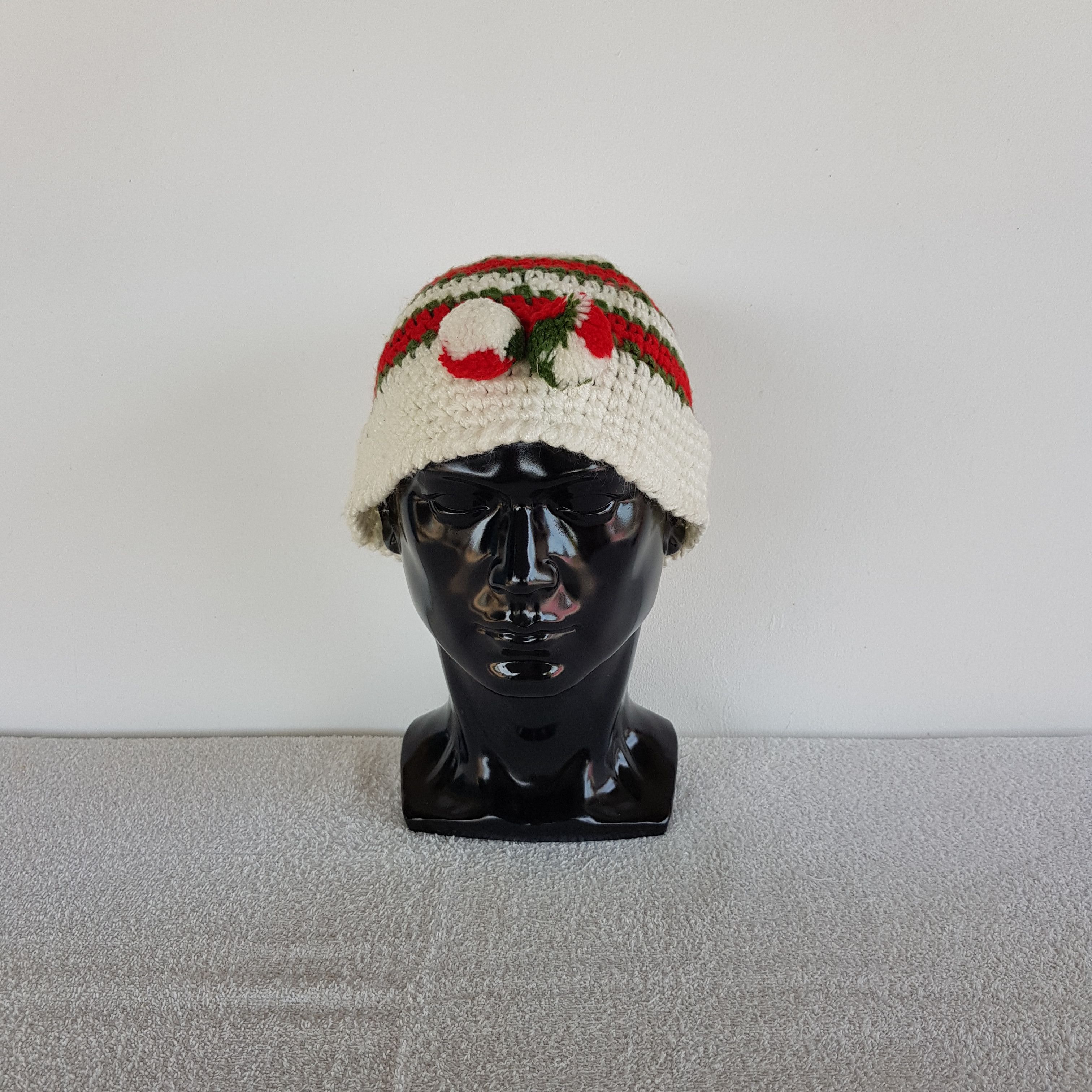 Japanese Brand Vintage Slouchy Crochet Beanie 90s Japan Snow Caps Hats Size ONE SIZE - 2 Thumbnail