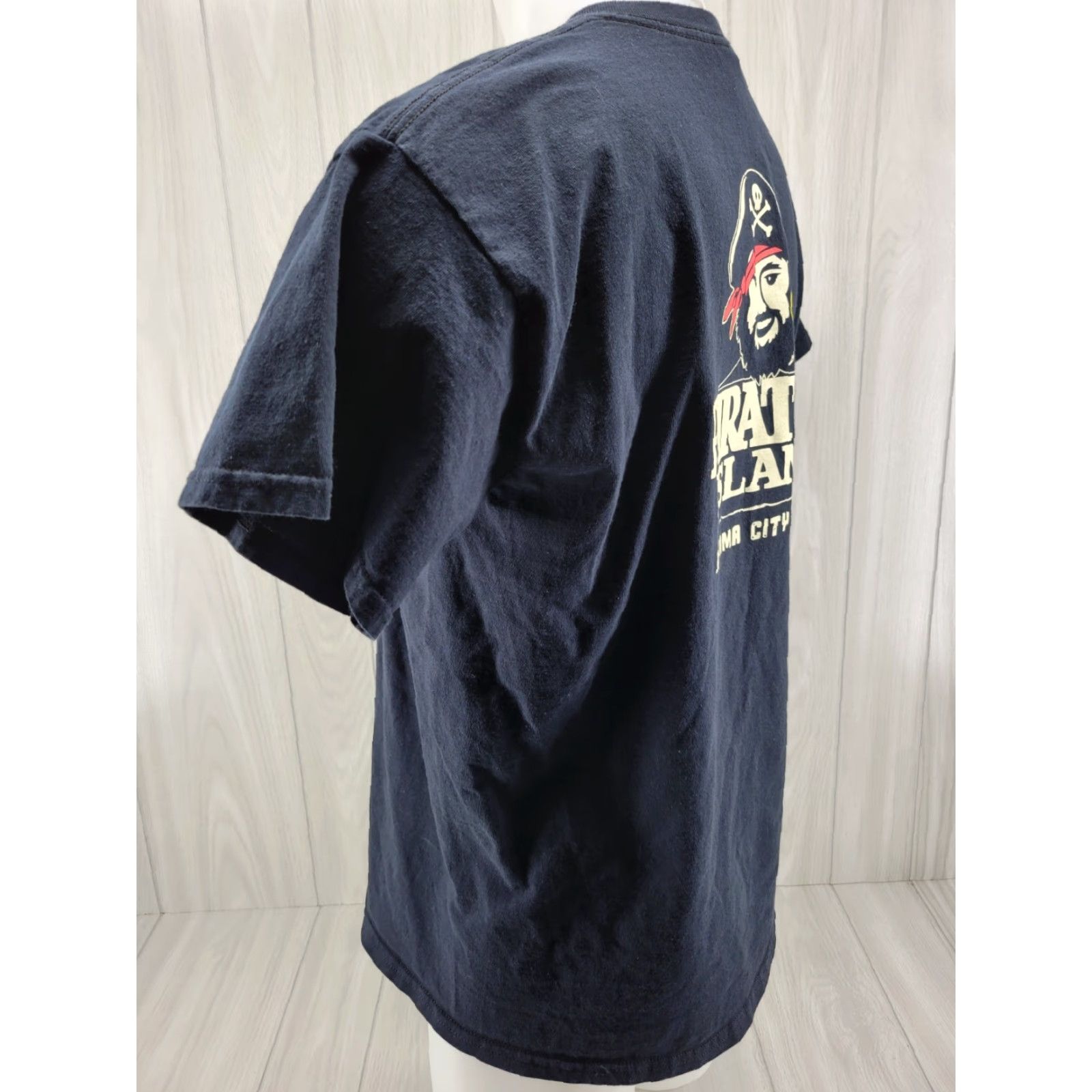 Gildan Gildan T Shirt Adult Large Pirate Walk The Plank Panama City Pirate’s Island Black Men Shirt Size US L / EU 52-54 / 3 - 6 Thumbnail