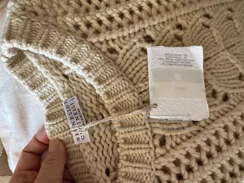 Brunello Cucinelli brunello cucinelli Cashmere Silk Sequin Openwork Sweater Size XS / US 0-2 / IT 36-38 - 4 Thumbnail