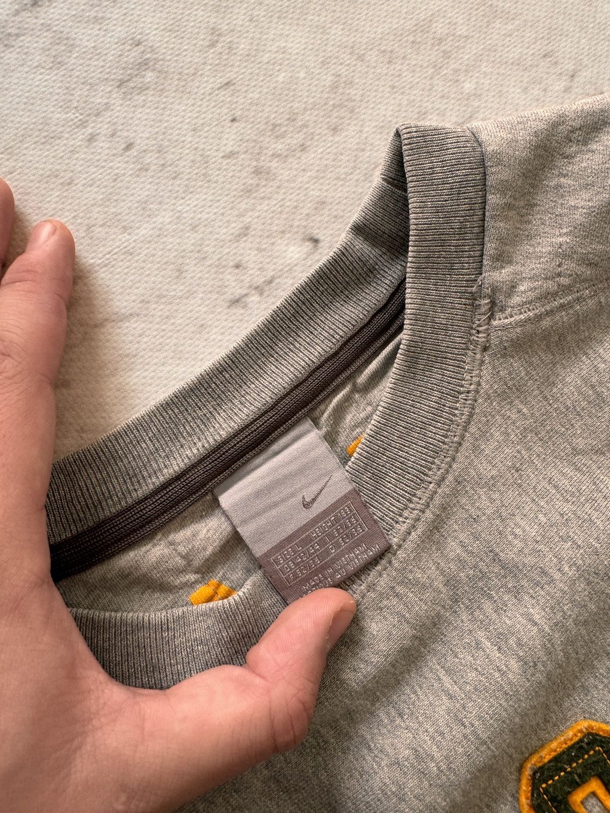 Nike × Vintage NIKE OREGOR VINTAGE CENTER LOGO OVERSIZE BOXY SWEATSHIRT Size US L / EU 52-54 / 3 - 5 Thumbnail