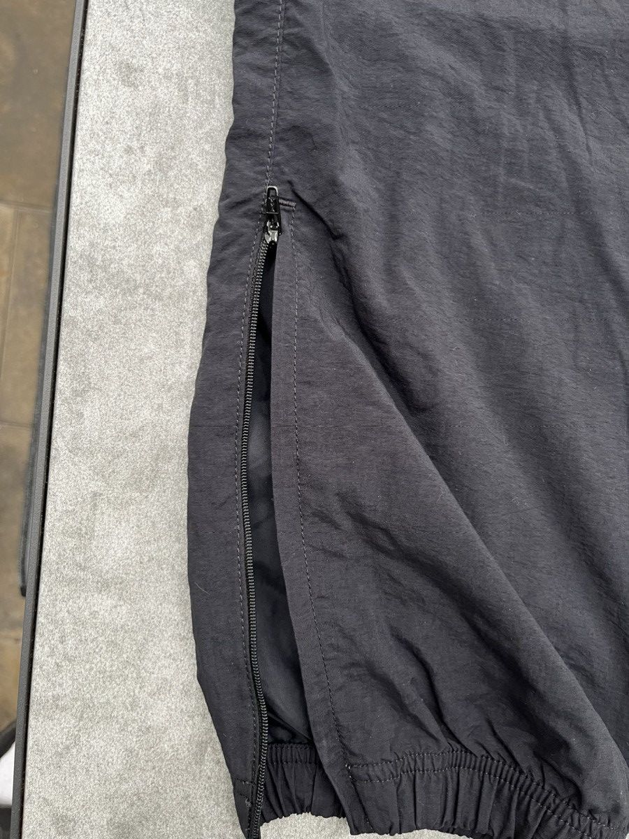 Nike Vintage Nike Trackpants Size US 32 / EU 48 - 4 Thumbnail