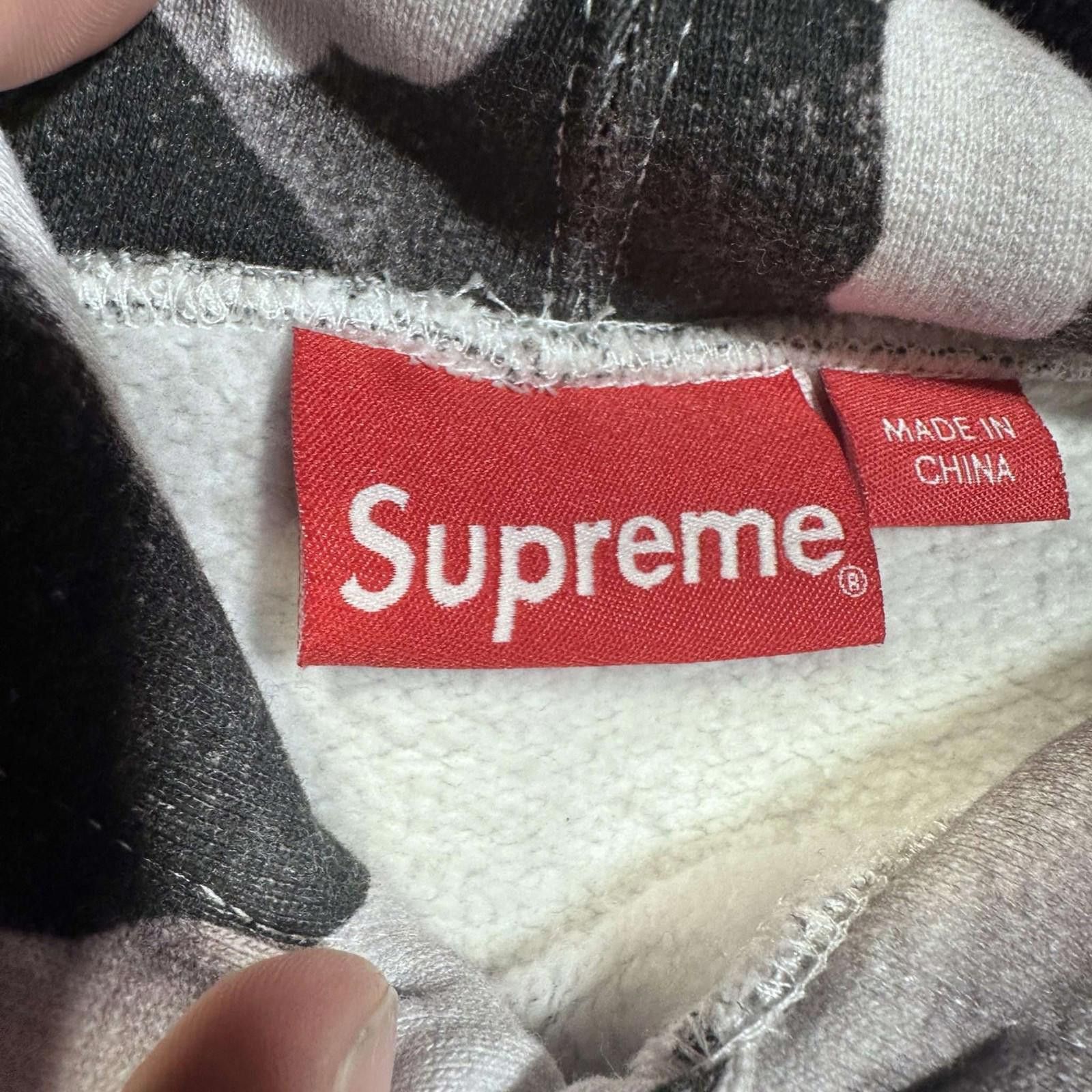 Supreme Supreme Hooded Sweatshirt Black SS22 D7496 Size US M / EU 48-50 / 2 - 3 Thumbnail
