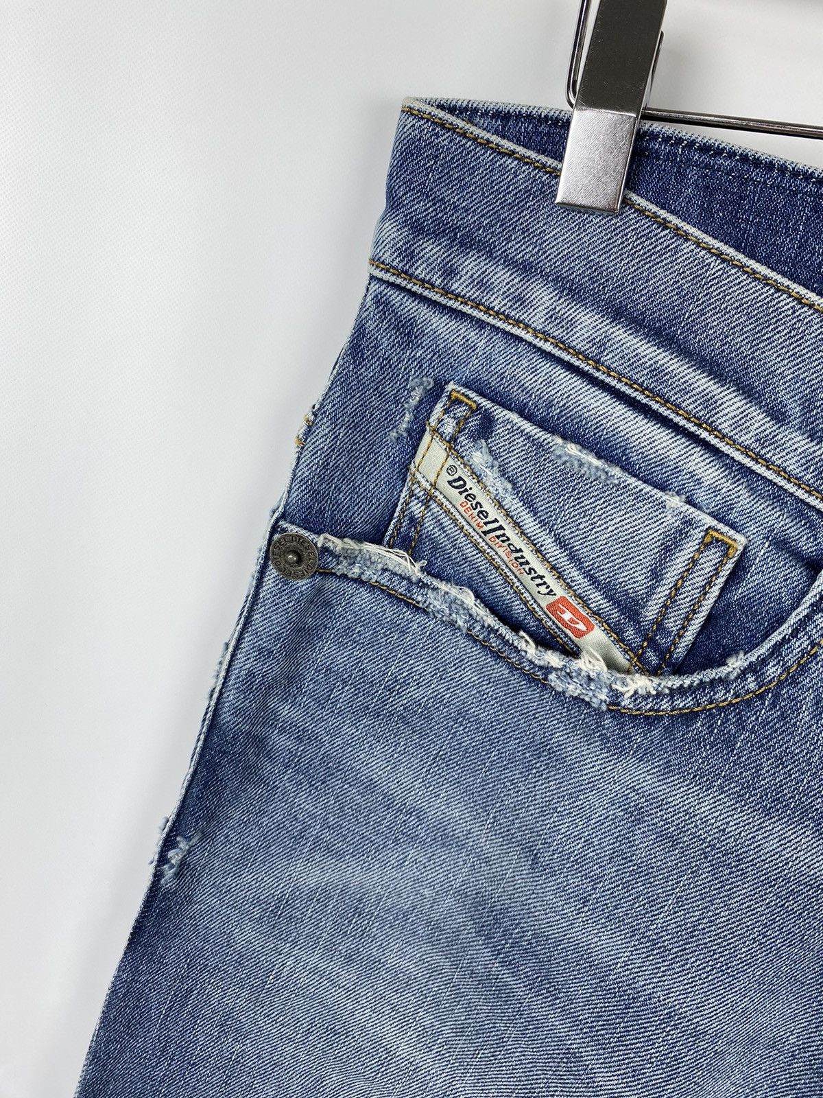 Diesel Diesel Di-Fining Tapered Stretch Jeans size W31 L32 Size US 31 - 4 Thumbnail
