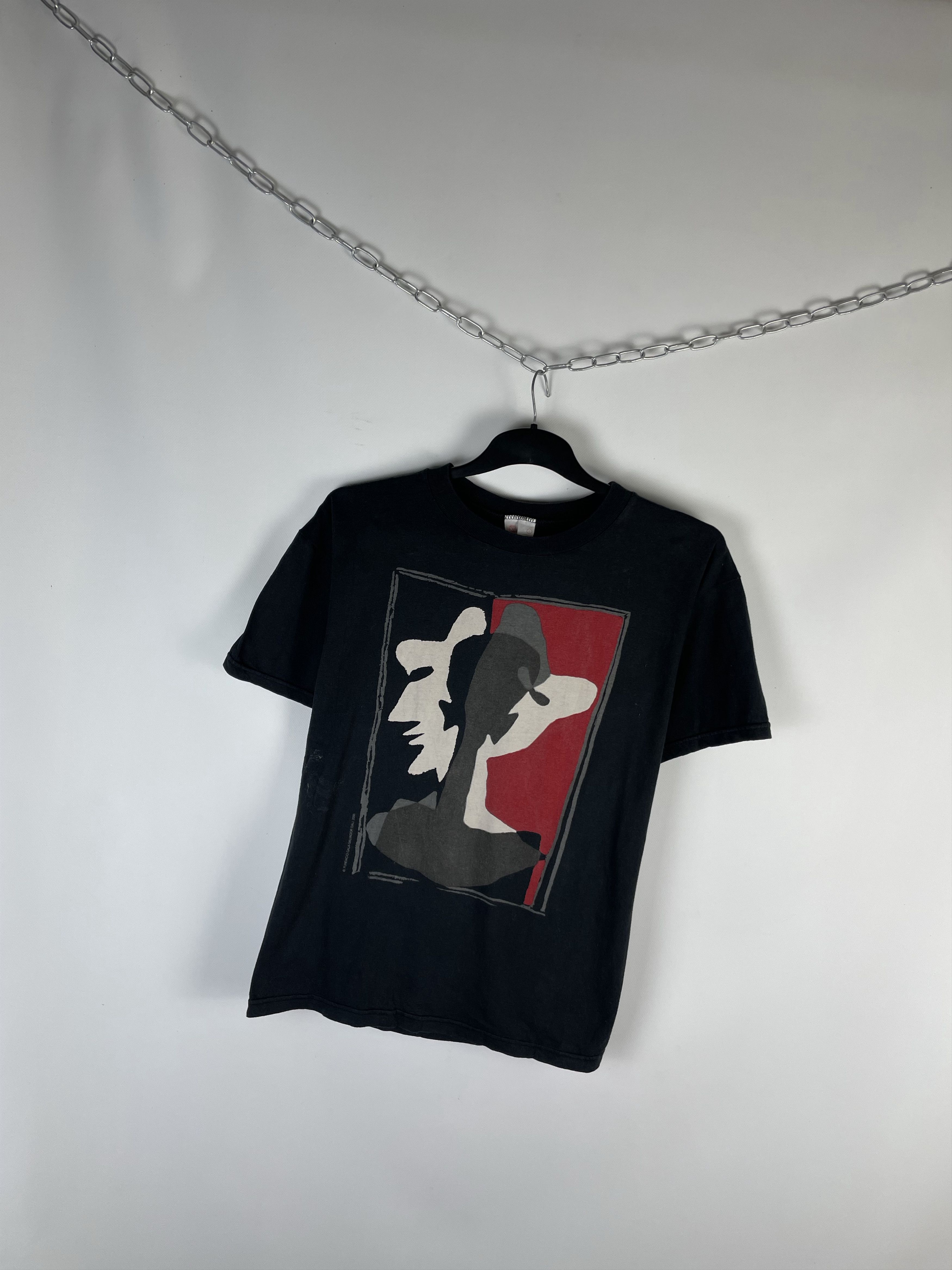 Vintage Vintage 2000s Salvador Dali Expression Face Museum Tshirt Size US XL / EU 56 / 4 - 2 Thumbnail