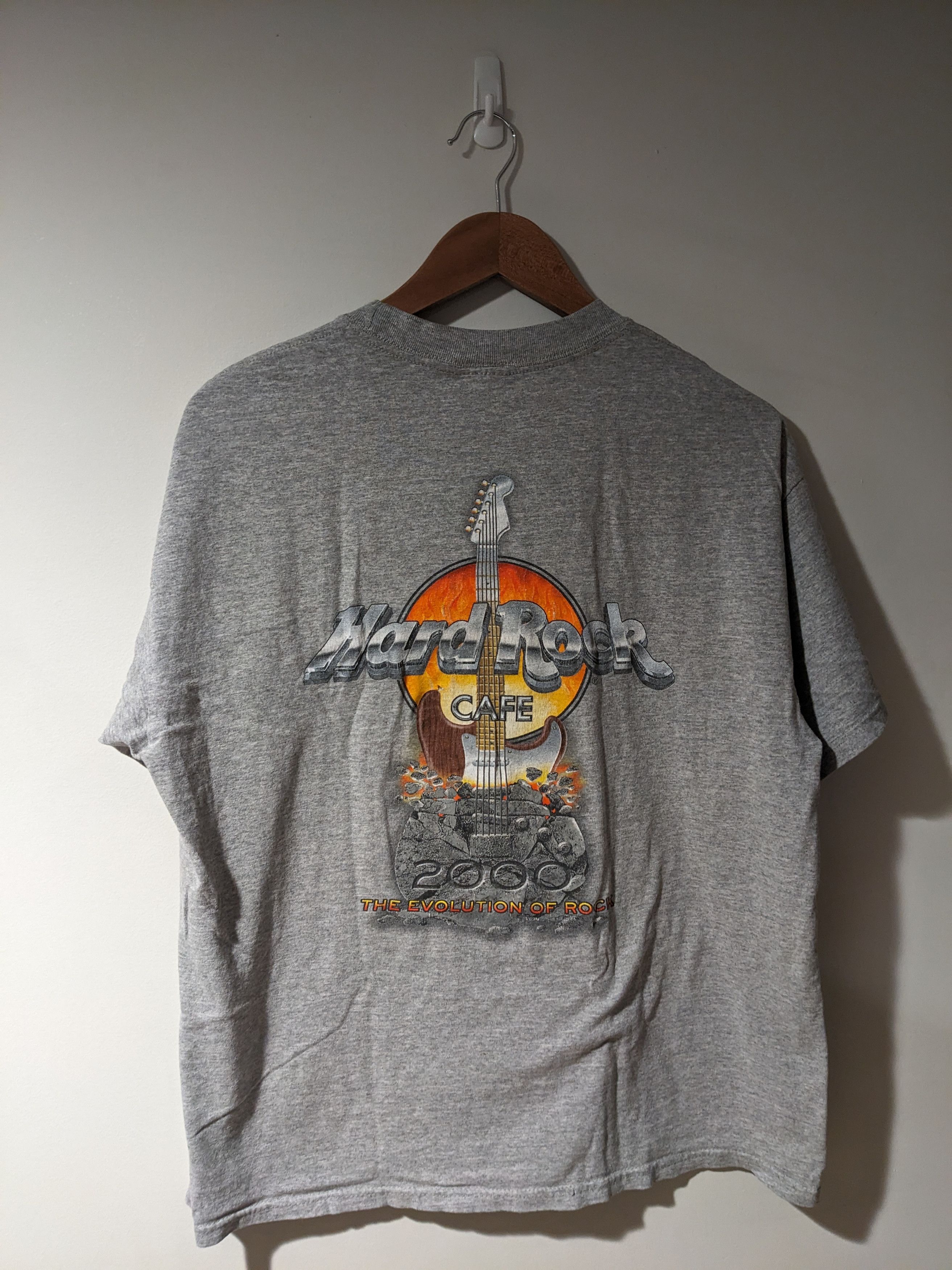 Hard Rock Cafe × Vintage Vintage 2000 Hard Rock Cafe Cleveland Guitar Large T-Shirt Size US L / EU 52-54 / 3 - 1 Thumbnail