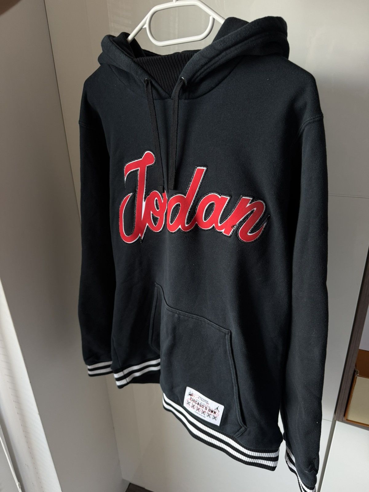 Jordan Brand Nike Air Jordan Big Logo Vintage 90s Hoodie Size US L / EU 52-54 / 3 - 6 Thumbnail