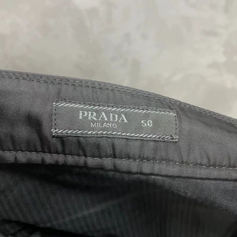 Prada Prada The latest black metal triangle pattern logo sweatpan Size US 34 / EU 50 - 4 Thumbnail