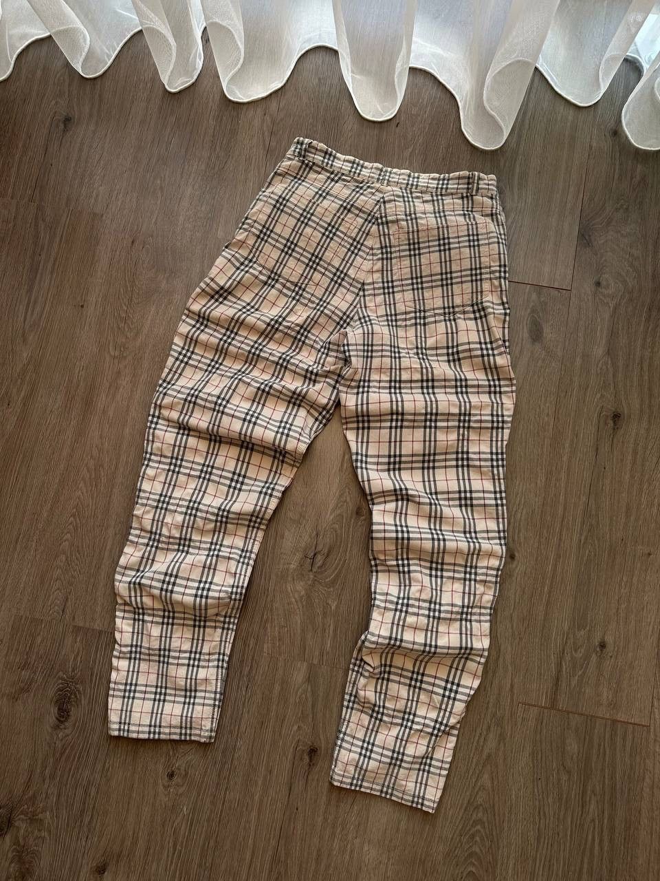 Burberry × Vintage Vintage Burberry Beige Nova Check Pants Size US 31 - 20 Thumbnail