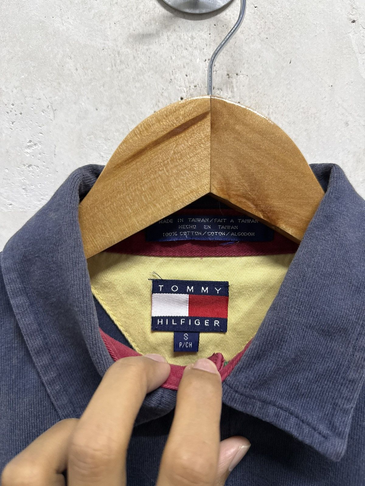 Tommy Hilfiger Vintage 90s Tommy Hilfiger Big Spell Out Rugby Shirt Size US S / EU 44-46 / 1 - 10 Thumbnail