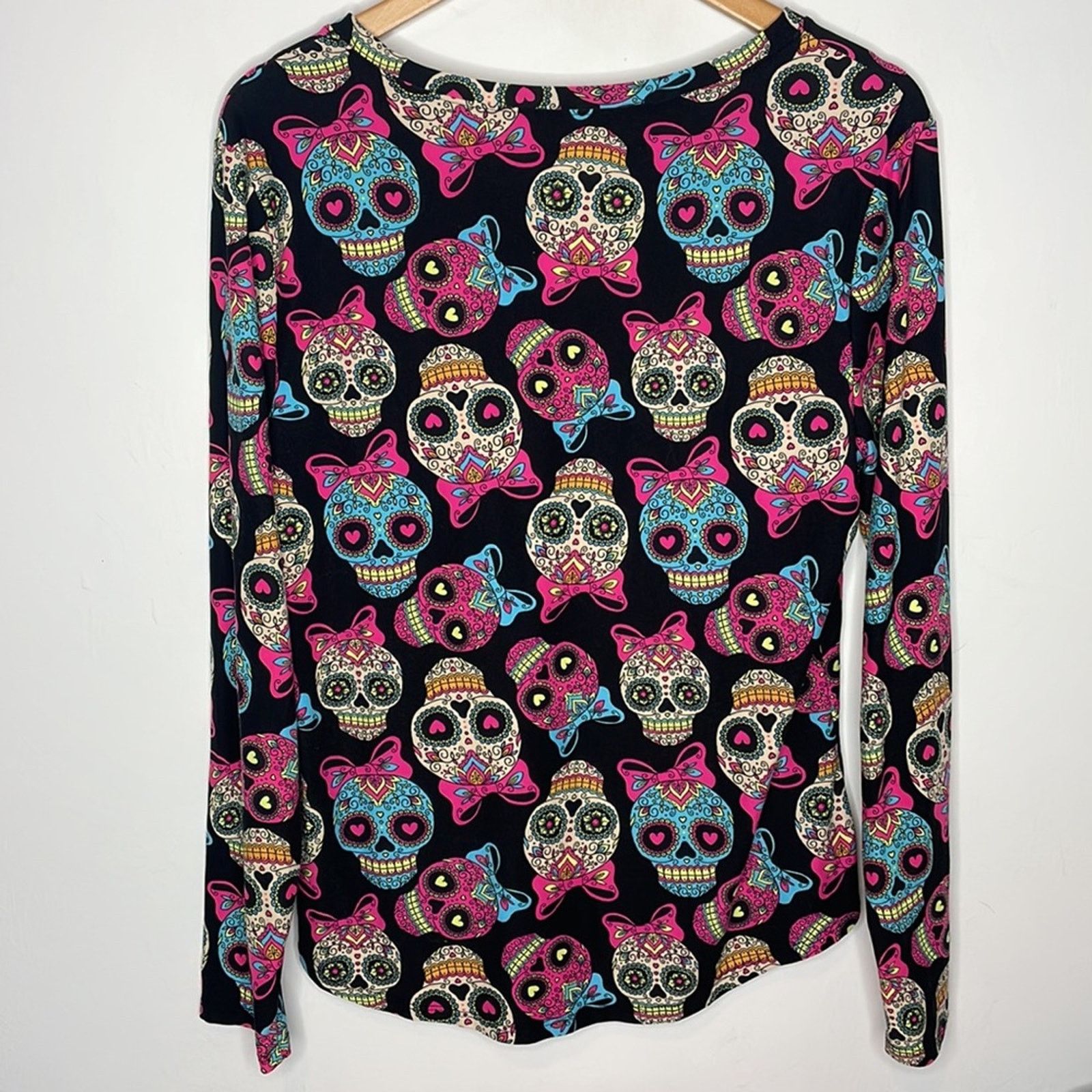 Walmart NWOT Colorful Skulls Long Sleeve Shirt Size XXL / US 16-18 / IT 52-54 - 4 Thumbnail