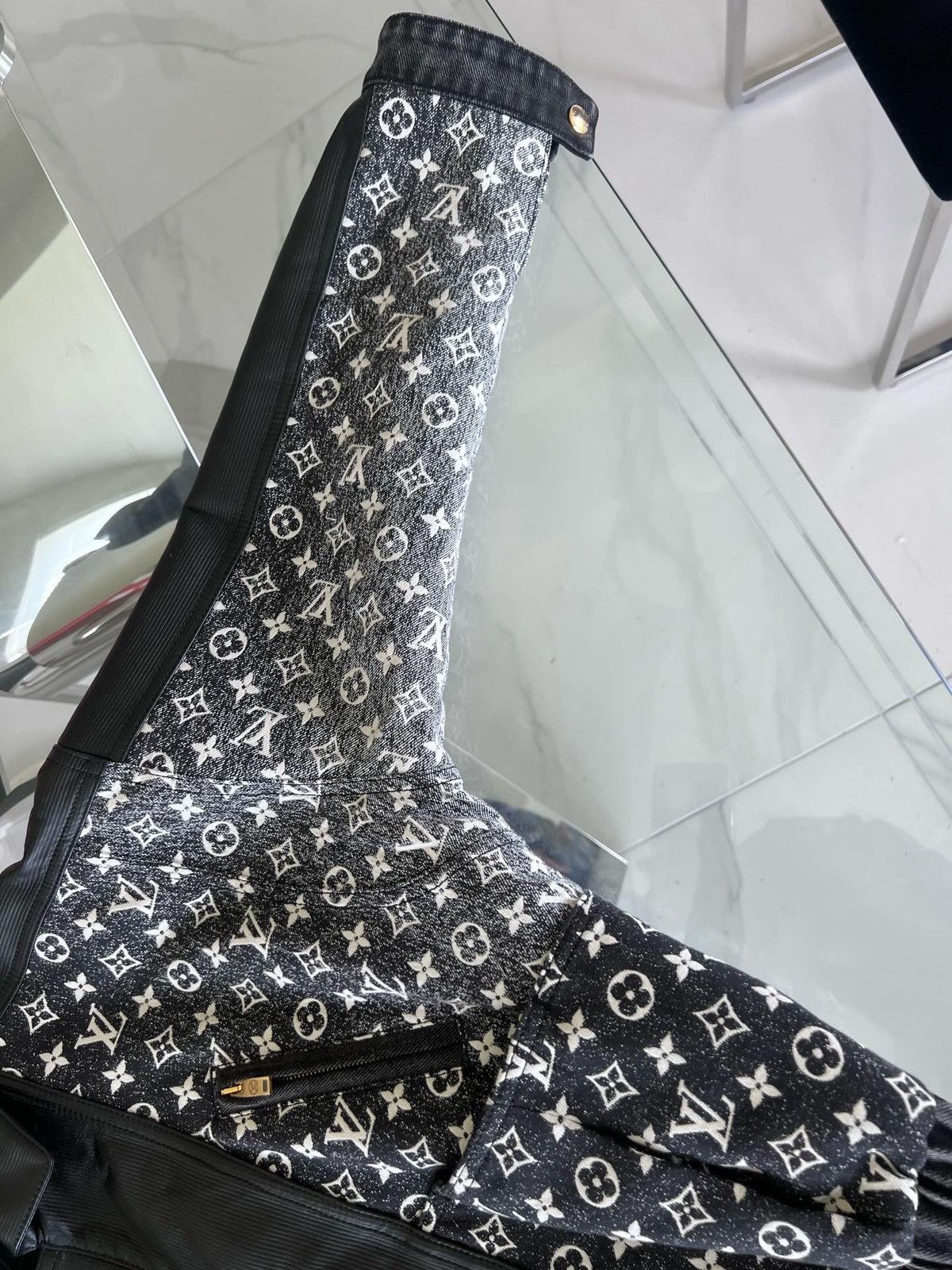 Louis Vuitton Louis Vuitton | Short Monogram Casual Style Denim Size S / US 4 / IT 40 - 7 Thumbnail