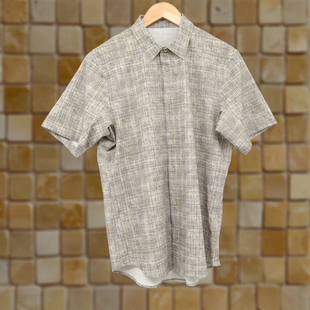 Lululemon Lululemon Button-Up Short Sleeve Ventlight Marker Check Raw Multi M Mens Shirt Multicolor Polyester Blend 21" Pit to Pit 28.5" Shoulder to Hem Size US 31 - 1 Thumbnail