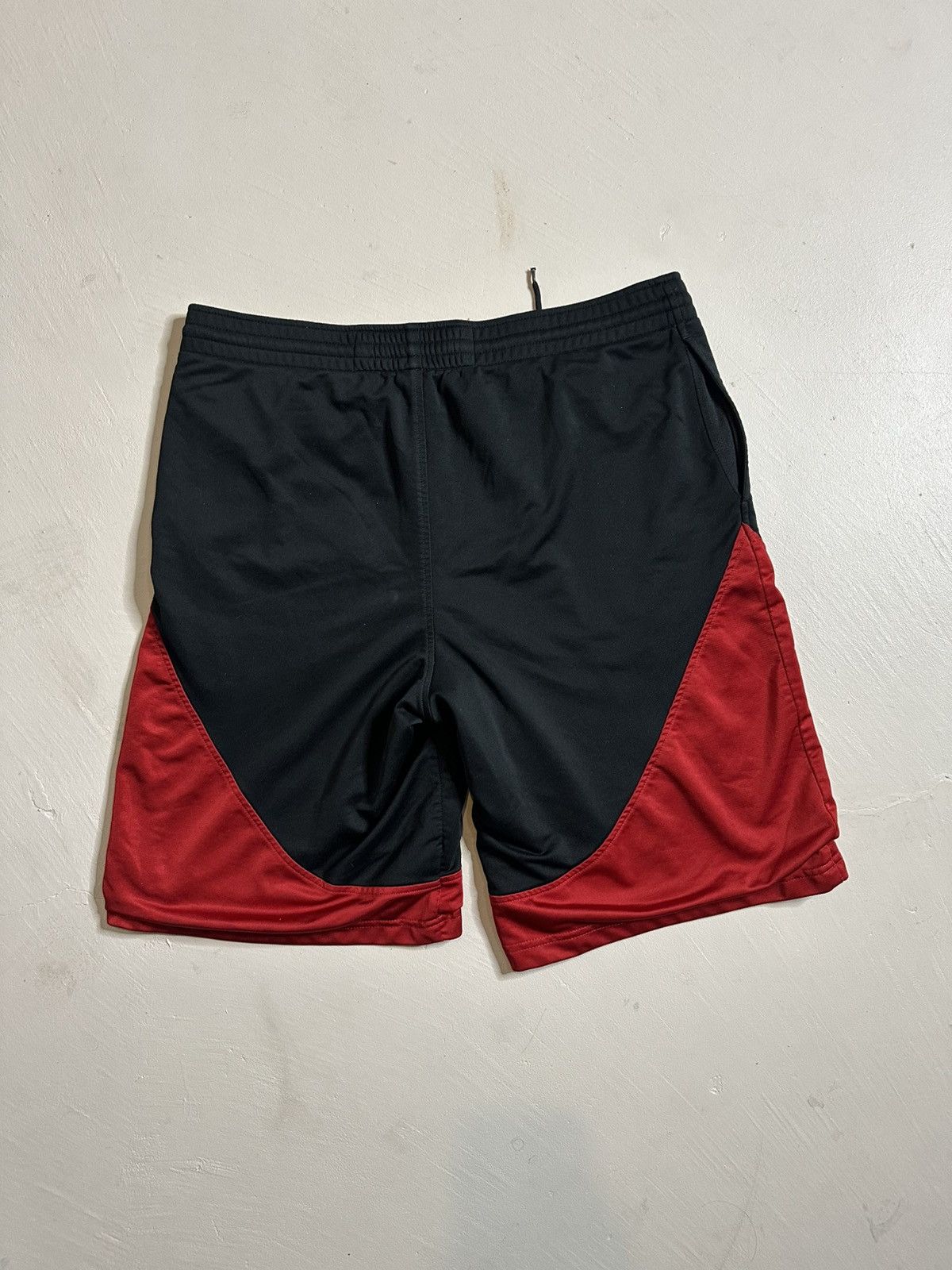 Nike Y2K 2000s Nike Basketball Baggy Shorts Size US 34 / EU 50 - 6 Thumbnail