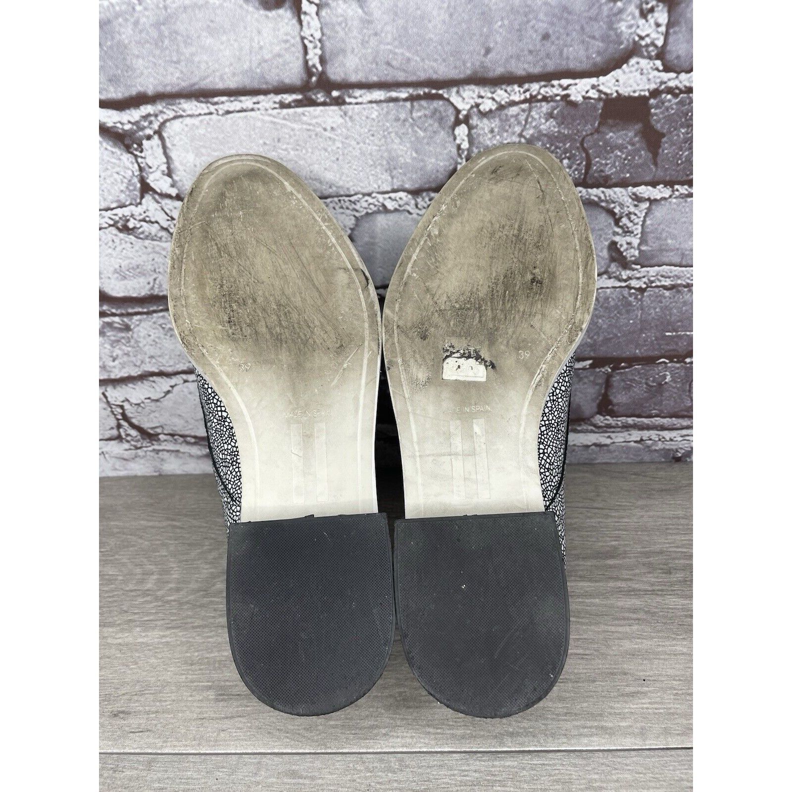 Miista Miista London Black White Leather Cracked Print Center Zip S Size US 8.5 / IT 38.5 - 16 Thumbnail
