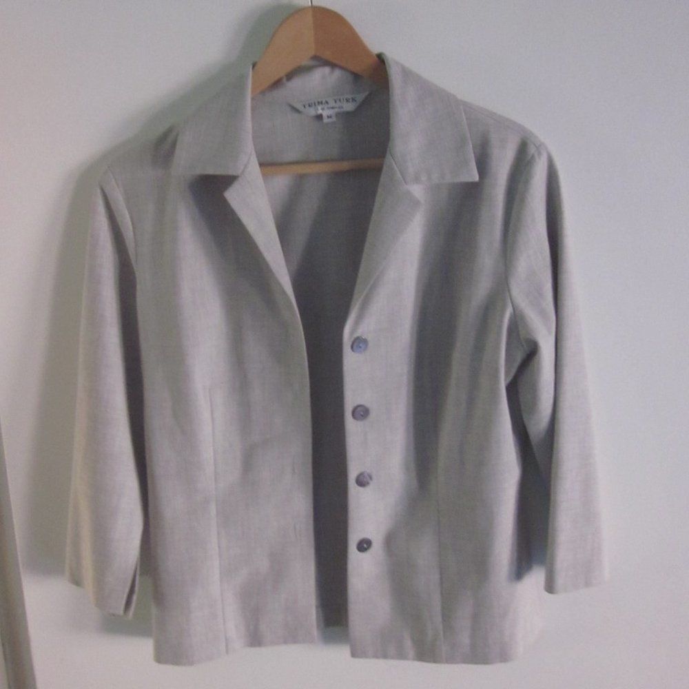Trina Turk Trina Turk Light Weight Cropped Gray Jacket Size M Button Fr Size M / US 6-8 / IT 42-44 - 1 Thumbnail