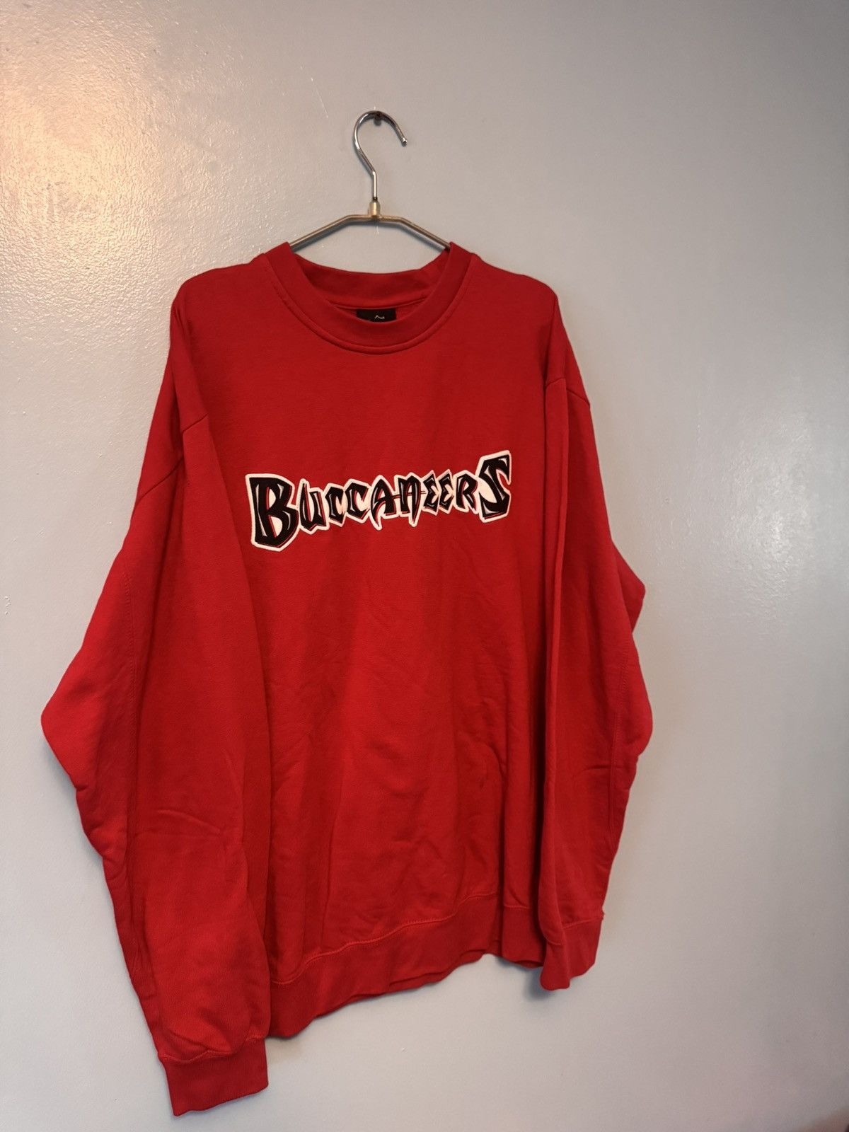 NFL vintage 00’s NFL Tampa Bay Buccaneers Crewneck Size US XL / EU 56 / 4 - 2 Thumbnail