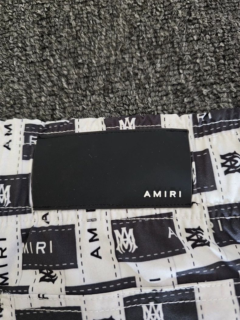 Amiri Amiri size M fully printed shorts Size US 30 / EU 46 - 4 Thumbnail