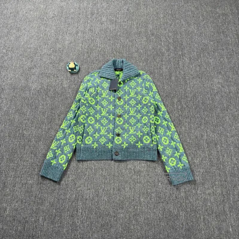 Louis Vuitton Louis Vuitton Green Wool Cardigan for Men . Size US L / EU 52-54 / 3 - 1 Thumbnail