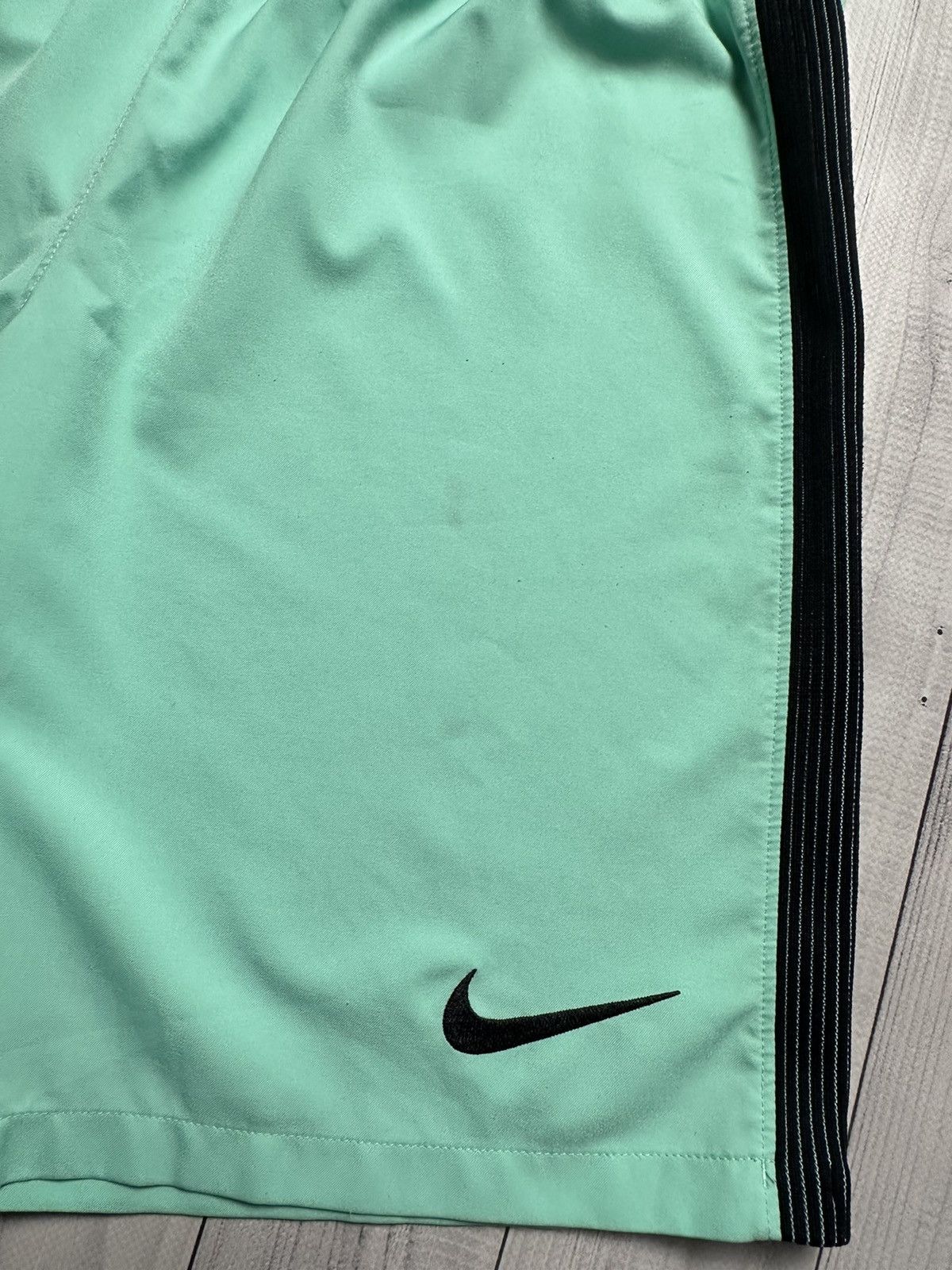 Nike × Vintage Vintage Nike Barcelona soccer jersey away rare green (Shorts Size US M / EU 48-50 / 2 - 19 Thumbnail