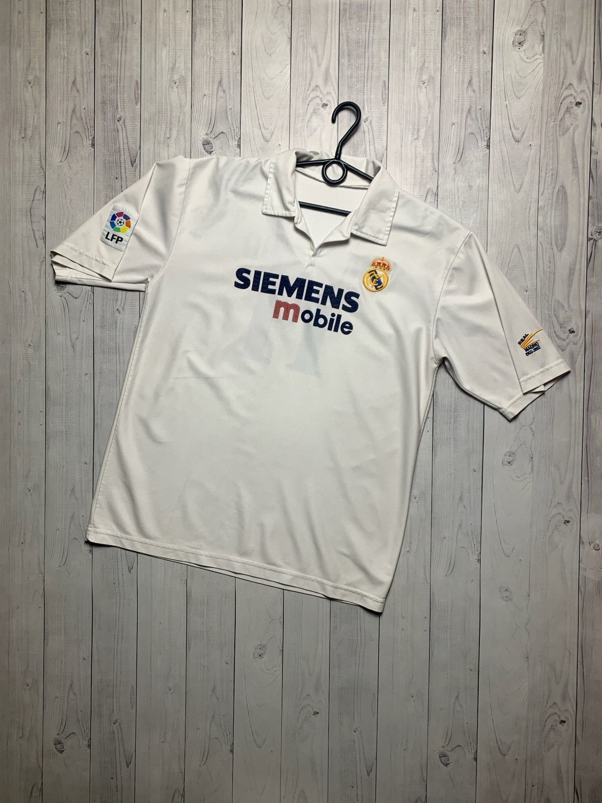 Other Vintage rare tee ronaldo 11 Siemens mobile size M white Size US M / EU 48-50 / 2 - 2 Thumbnail