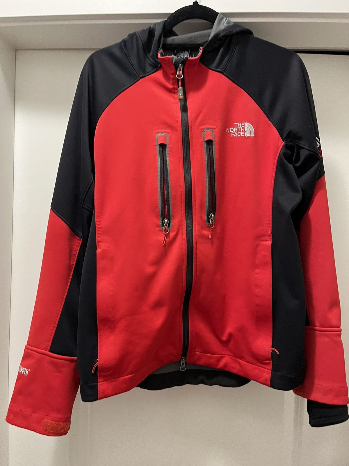 The North Face Men's THE NORTH FACE (medium) summit series windstopper Size US M / EU 48-50 / 2 - 1 Thumbnail