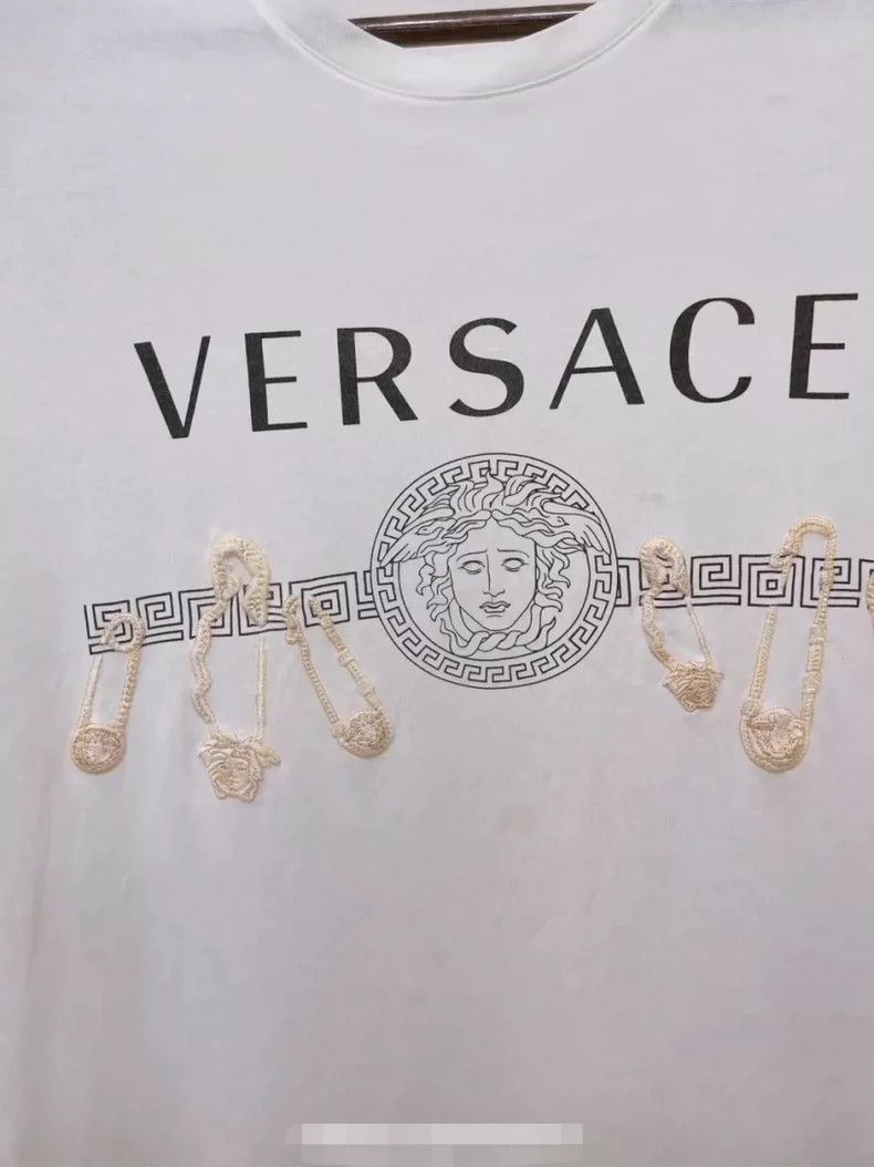 Versace Versace Embroidered Medusa T-shirt Size L / US 10 / IT 46 - 2 Thumbnail