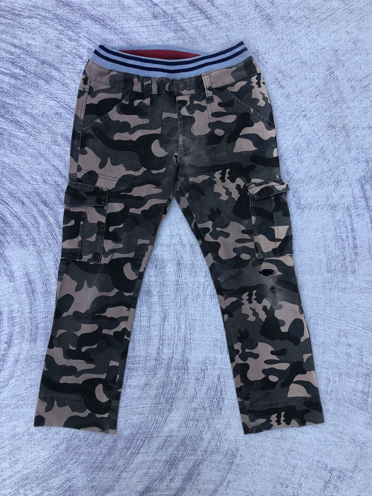 Designer × Japanese Brand Stretch Waist Multipocket Cargo Pants Military Pattern Size US 26 / EU 42 - 1 Thumbnail