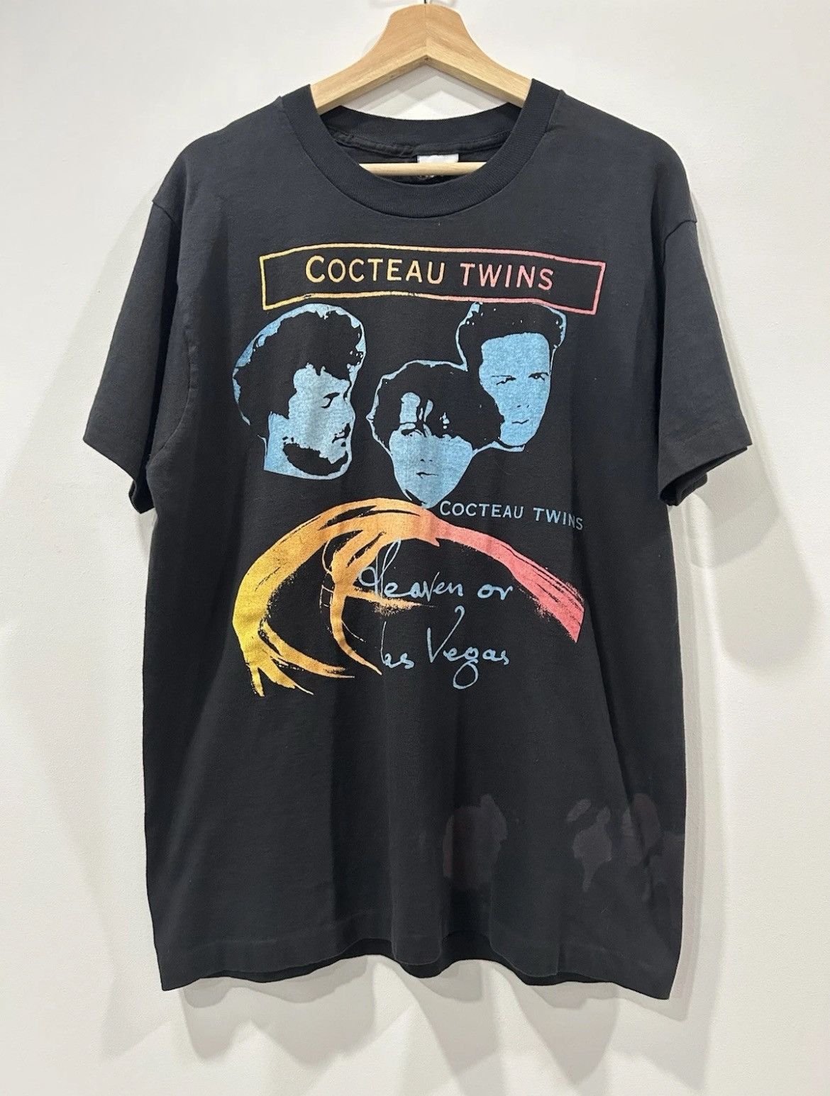 Band Tees *RARE* Vintage 1990 Cocteau Twins Heaven Or Las Vegas Shirt Size US XL / EU 56 / 4 - 1 Thumbnail