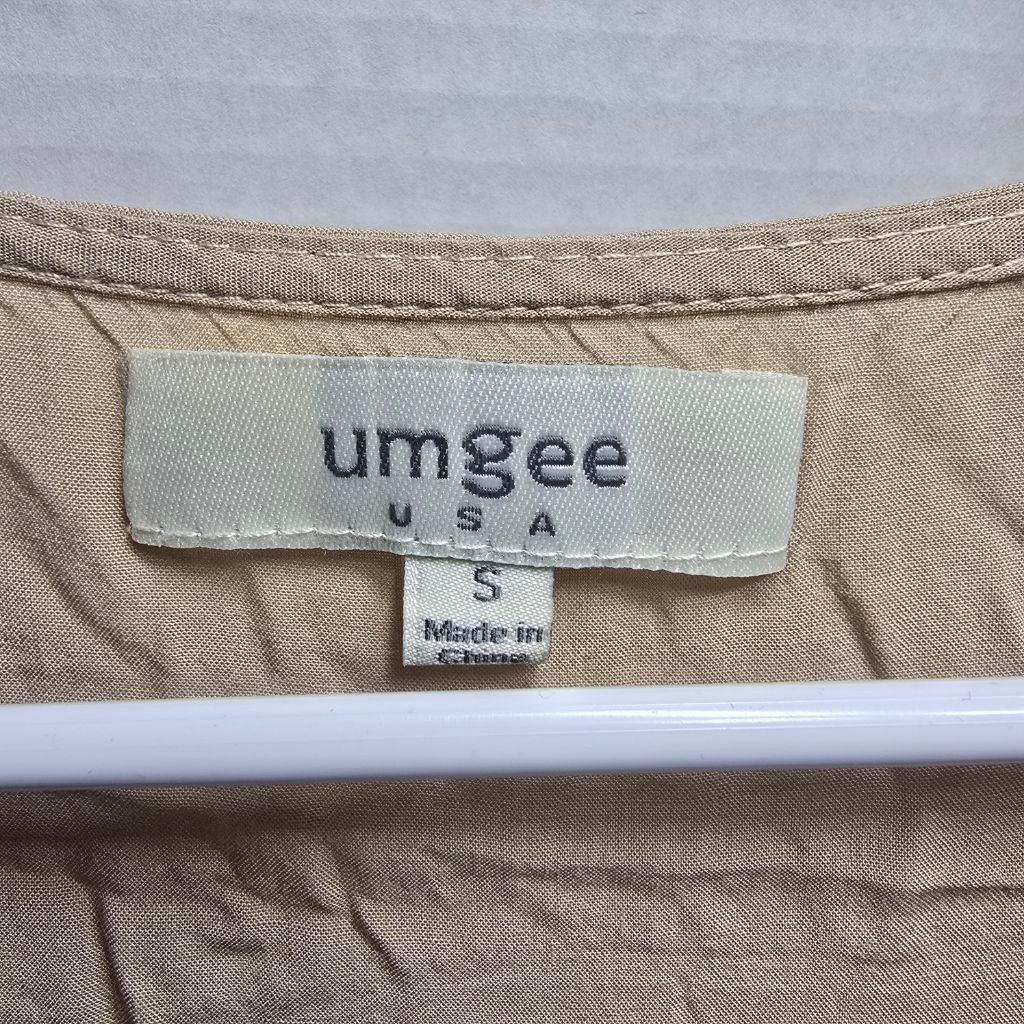 The Unbranded Brand Women's Umgee Tunic Top S Beige Navy Embroidered Size S / US 4 / IT 40 - 3 Thumbnail