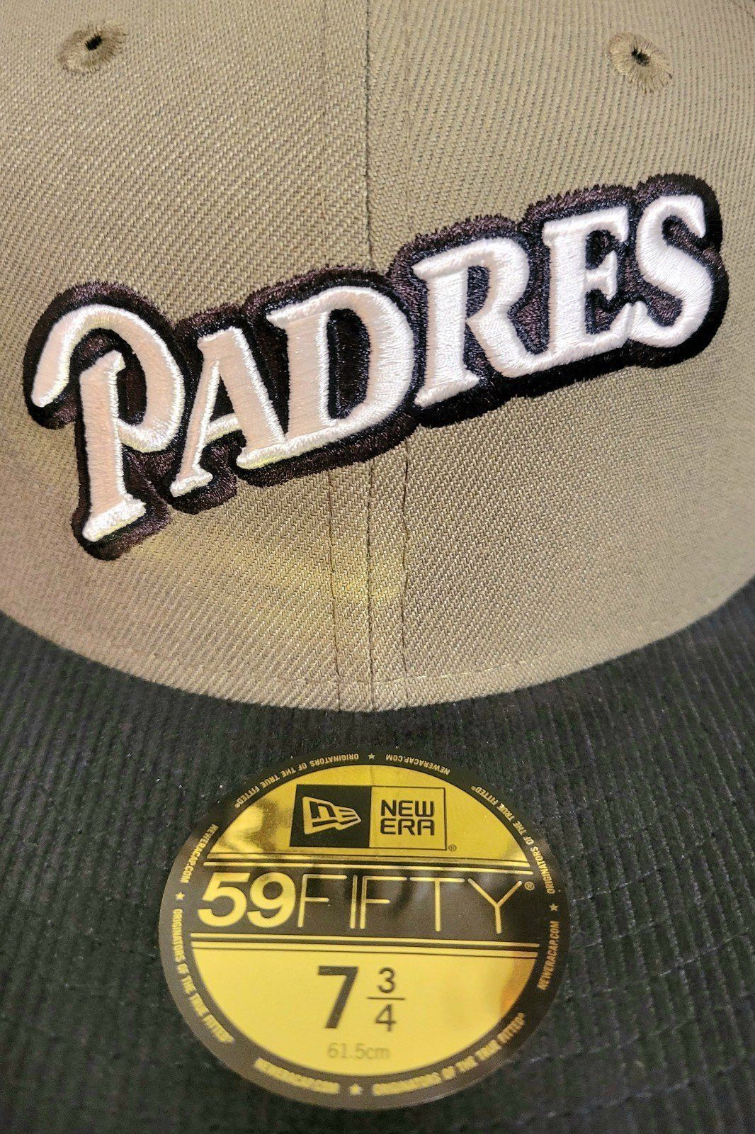 New Era *Firm* 7 3/4 San Diego Padres Corduroy Brim Fitted Hat Size ONE SIZE - 2 Thumbnail