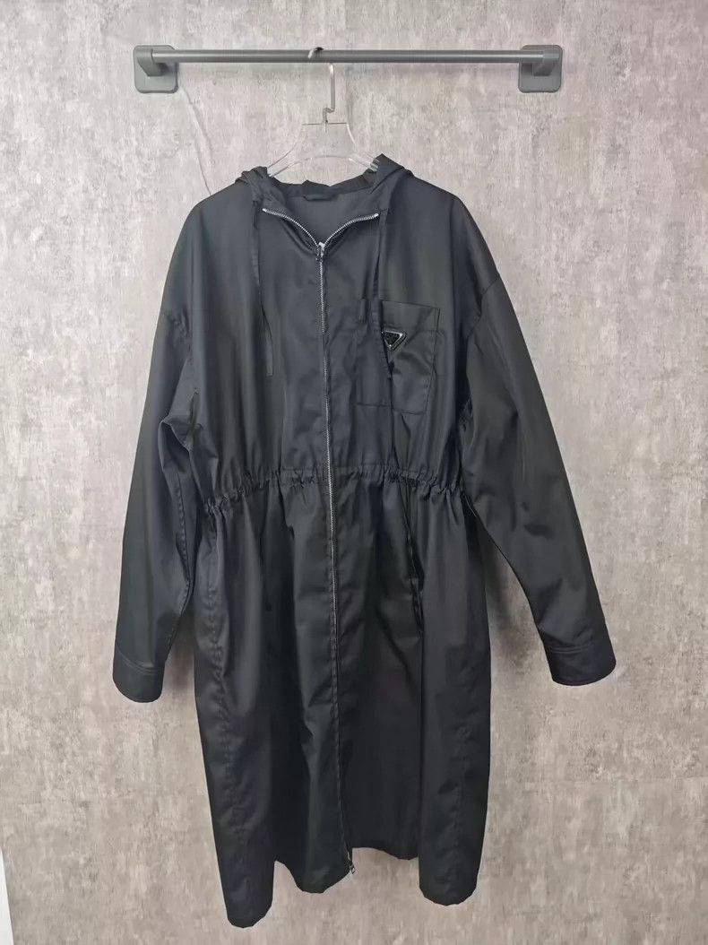 Prada Prada The latest triangle nylon coat Size US XXS / EU 40 - 1 Thumbnail