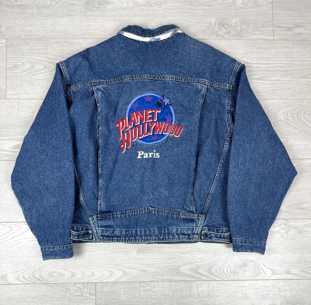 Vintage Planet Hollywood Paris Vintage 90s Denim Trucker Jacket Size US L / EU 52-54 / 3 - 2 Thumbnail