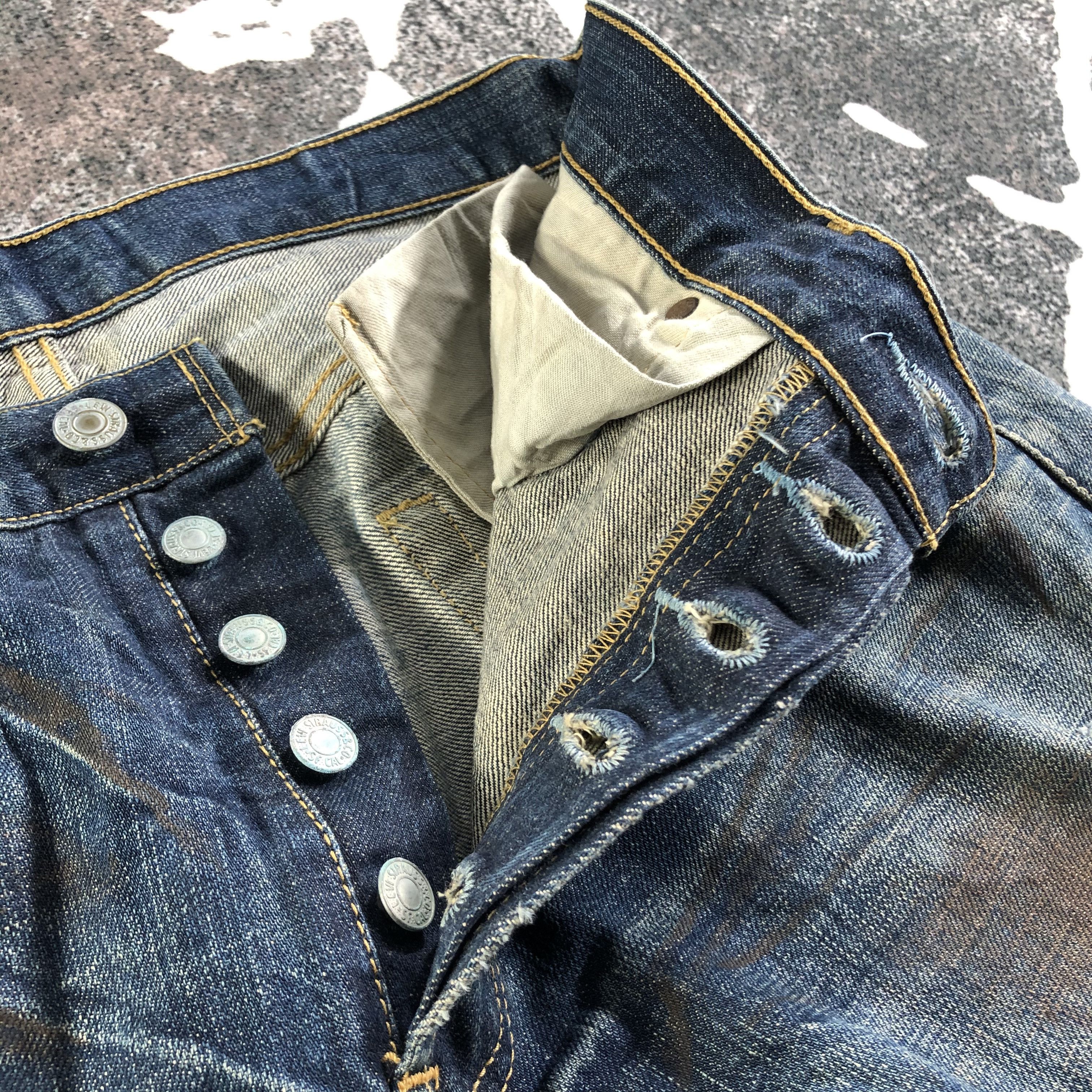 Levi's Vintage Levis 501 Jeans Distressed Denim KJ2947 Size US 32 / EU 48 - 8 Thumbnail