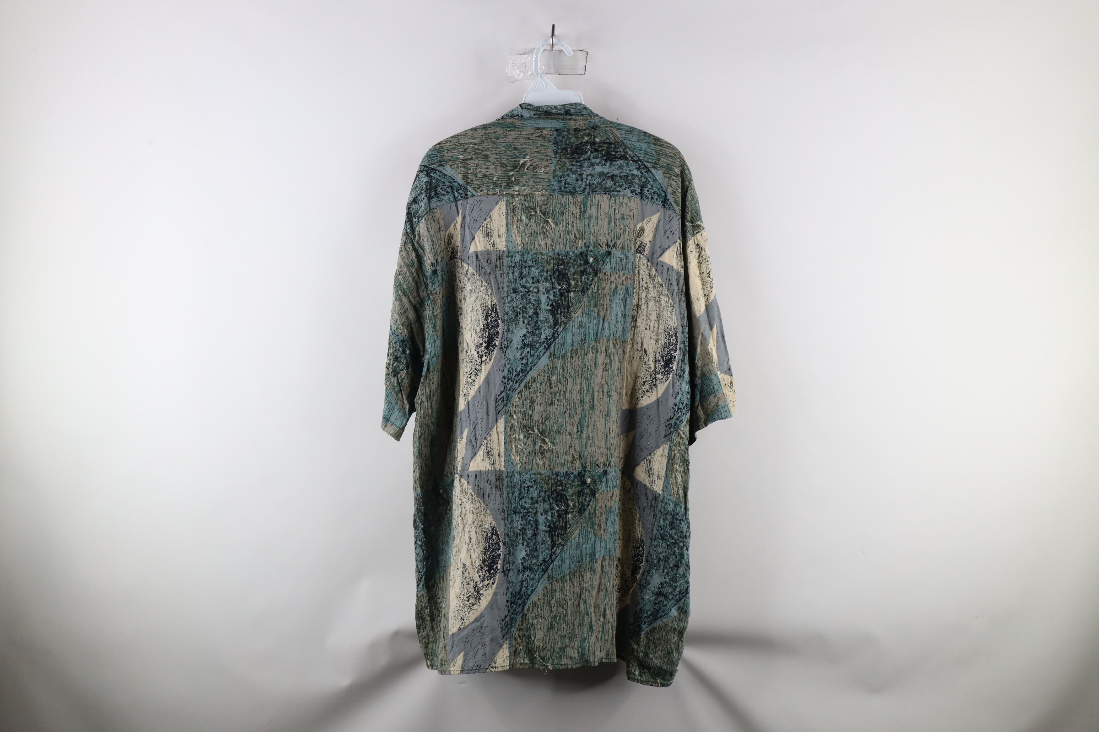 Vintage Vintage 90s Streetwear Abstract Short Sleeve Button Shirt Size US XL / EU 56 / 4 - 7 Thumbnail