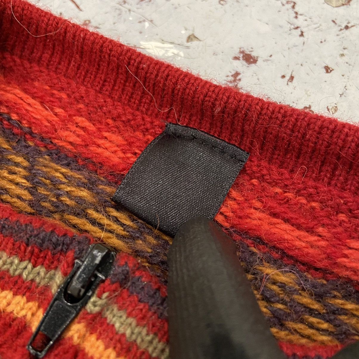 Vintage Vintage Red Alpaca Wool Knit Cardigan Size US S / EU 44-46 / 1 - 3 Thumbnail