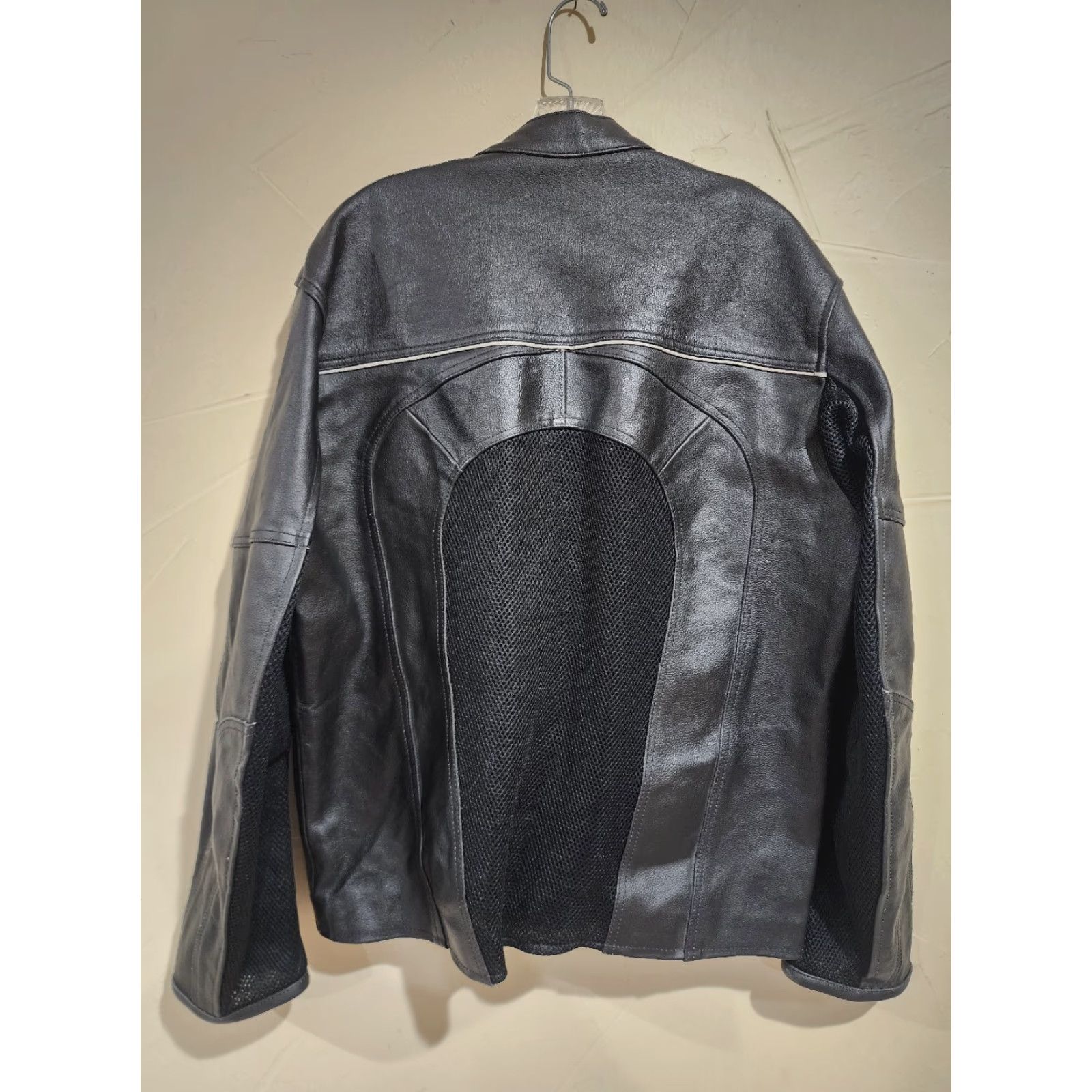 Vintage Echtes Leder Futter Jacket Black Leather Motorcycle Built In Pads Biker Size US M / EU 48-50 / 2 - 5 Thumbnail