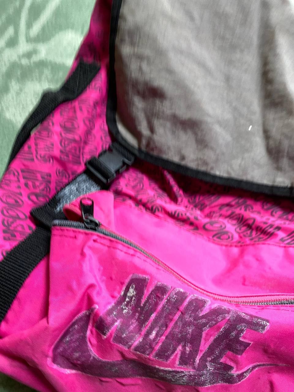 Nike Backpacks big logo Vintage Nike pink print streetwear Y2K Size ONE SIZE - 8 Thumbnail