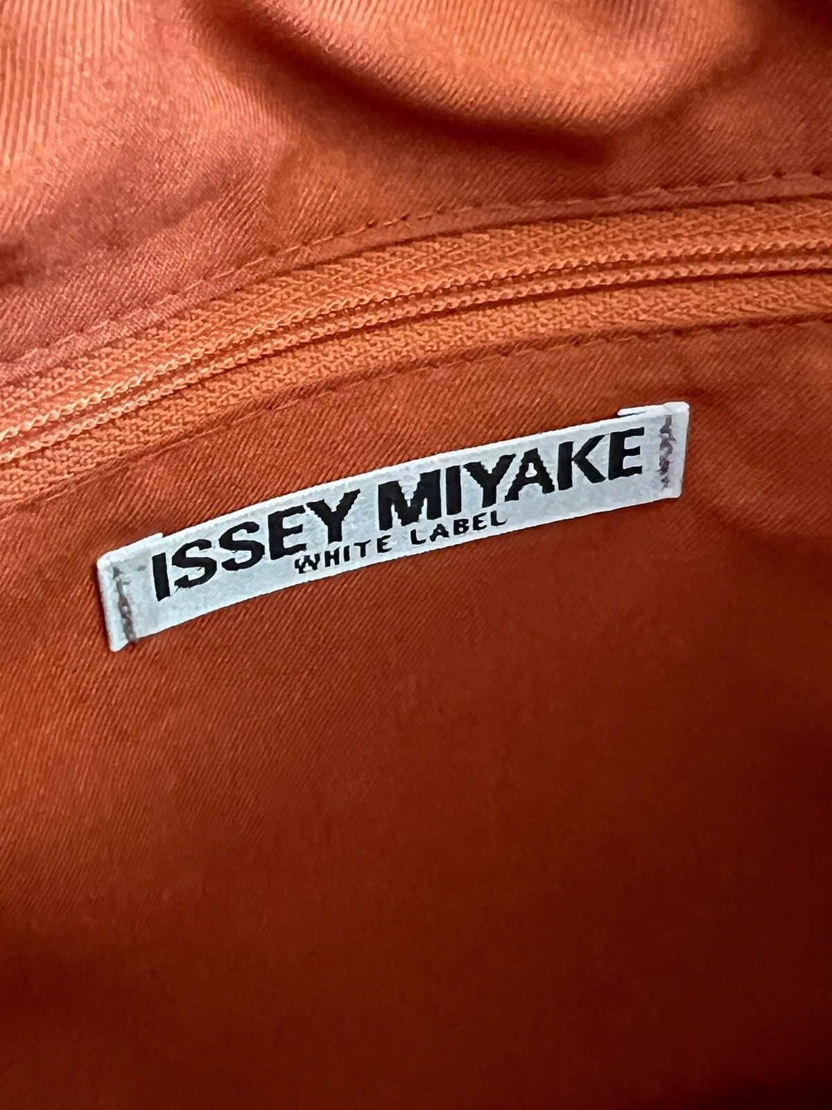Issey Miyake Issey Miyake White Label Quilted Corduroy Bag Size ONE SIZE - 9 Thumbnail
