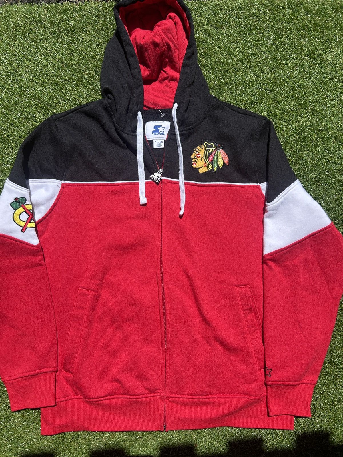 Starter Chicago Blackhawks Starter Full Zip Hoodie Size US XL / EU 56 / 4 - 1 Thumbnail