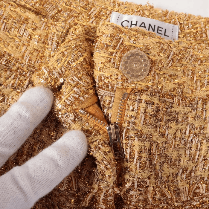 Chanel CC Logo Button Shimmer Polyester Pants Size 25" / US 0 / IT 36 - 3 Thumbnail
