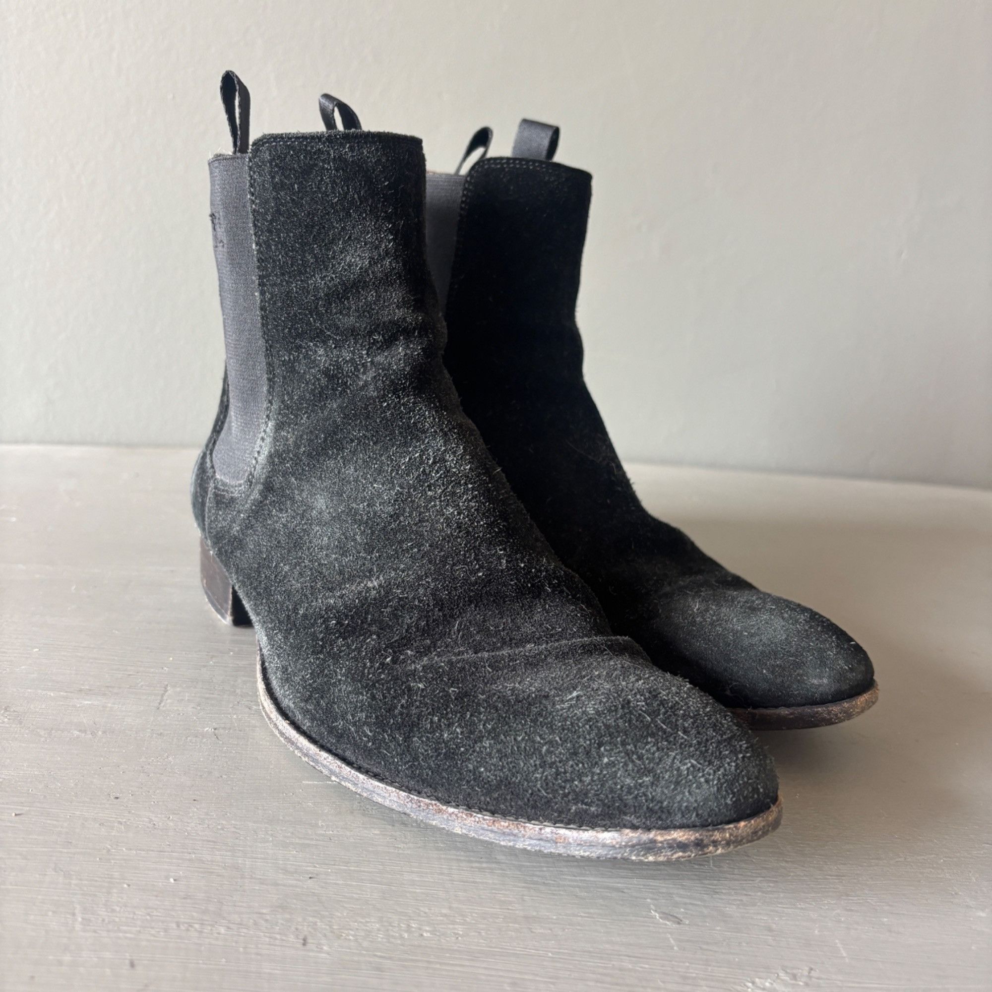 Marc Jacobs Vintage Marc Jacobs Black Suede Chelsea Boots Mens Size 39 M Size US 6 / EU 39 - 11 Thumbnail
