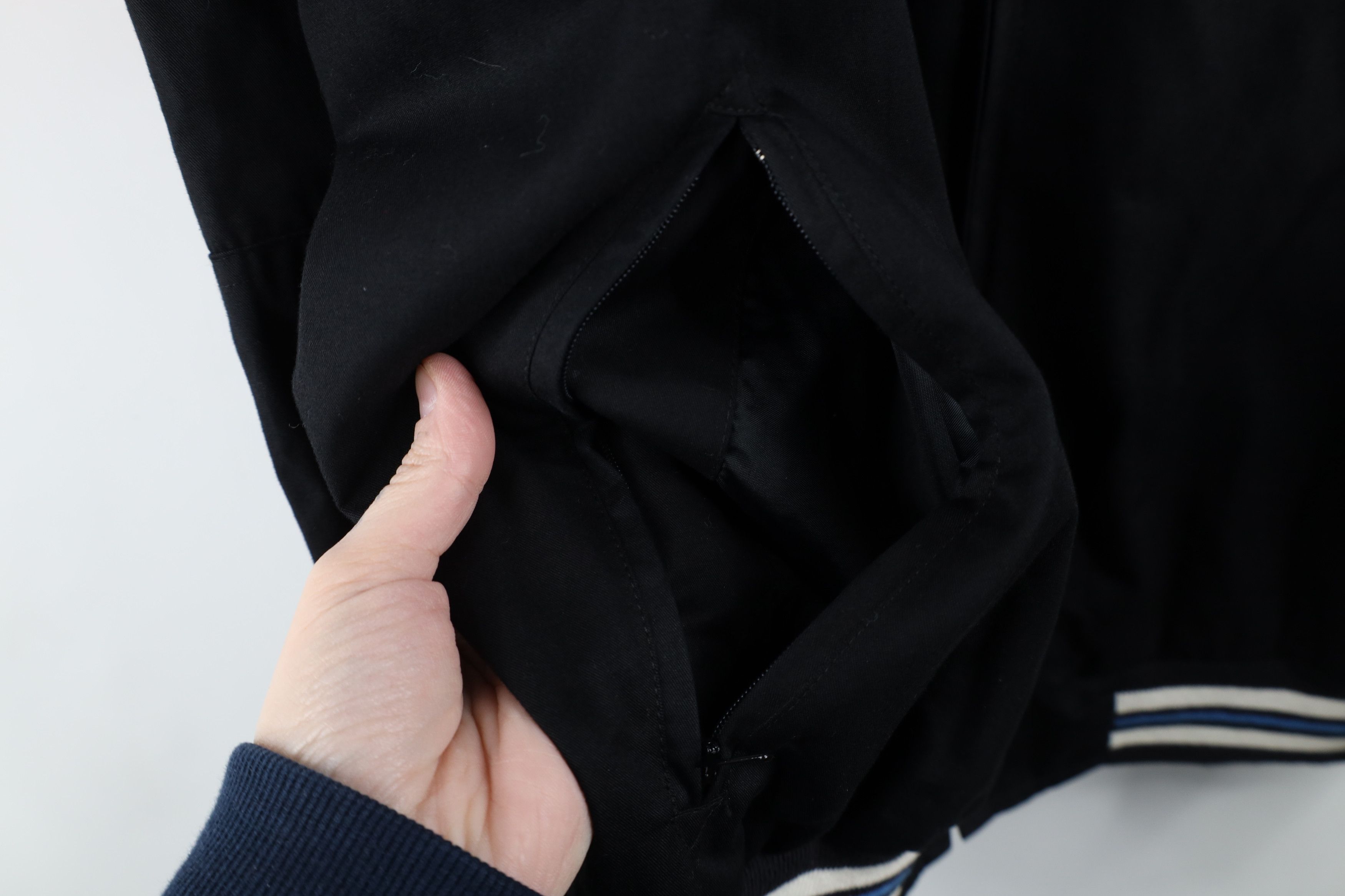 Vintage Vintage 90s Streetwear Championship Full Zip Bomber Jacket Size US S / EU 44-46 / 1 - 6 Thumbnail