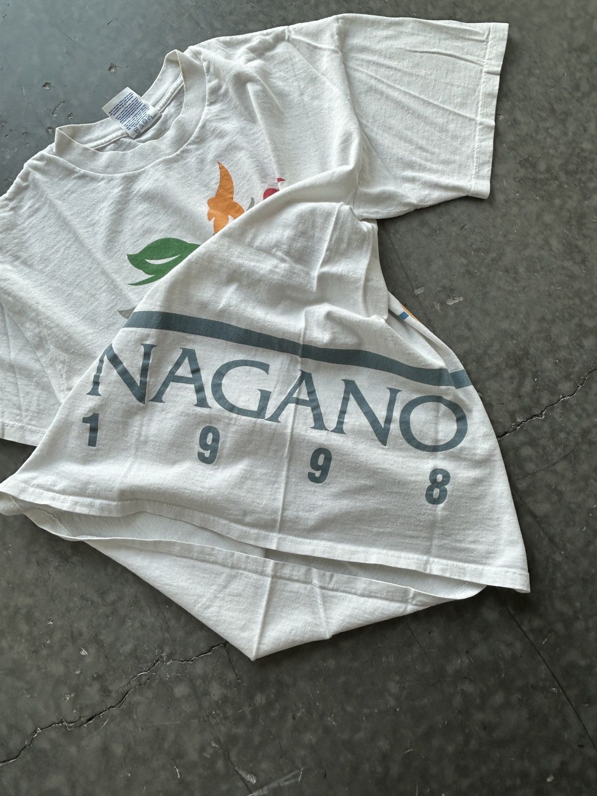 Vintage Vintage 1998 Nagano Olympics Kodak Graphic Tee Boxy Fit Size US L / EU 52-54 / 3 - 5 Thumbnail