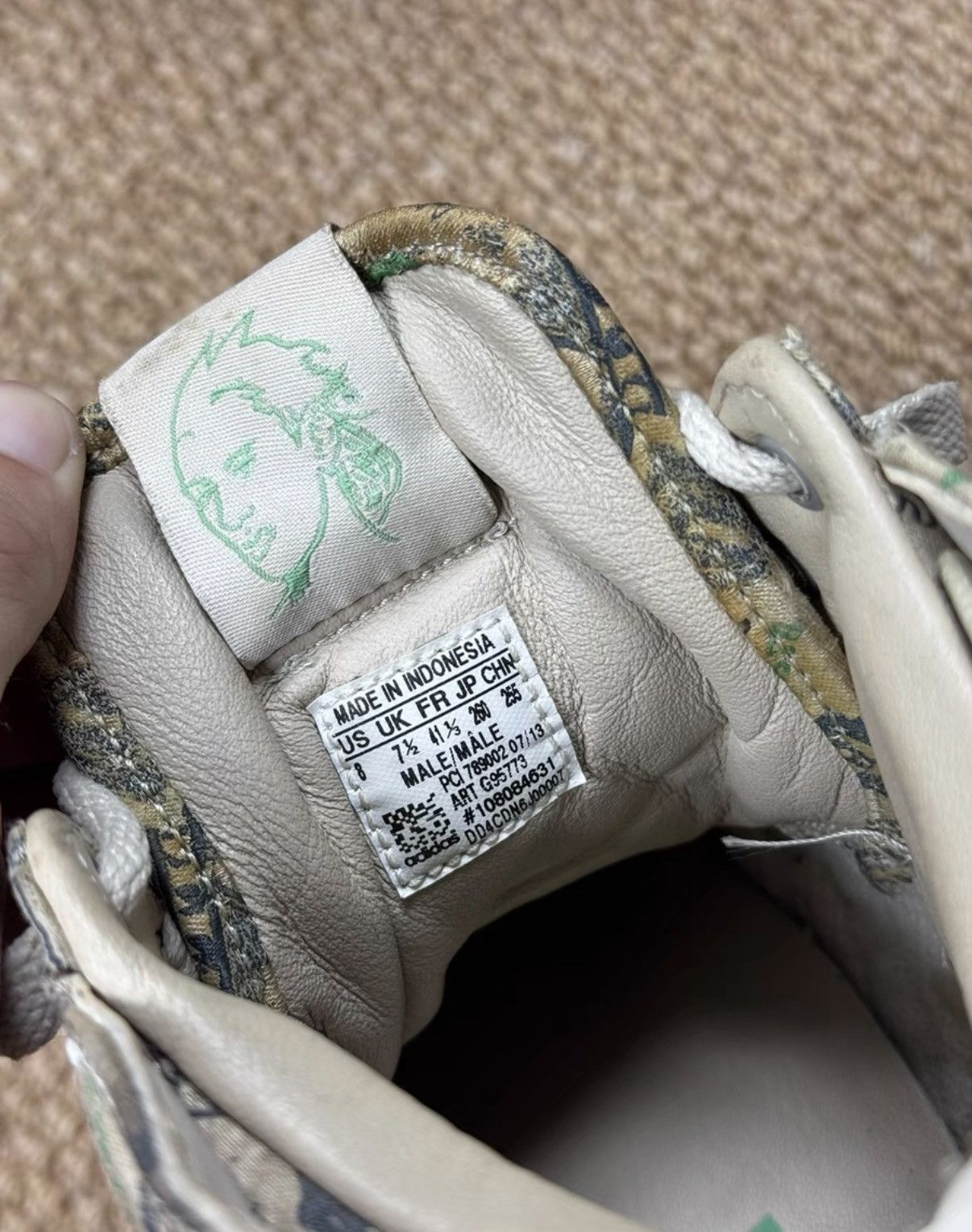Adidas Adidas Jeremy Scott JS Wings Dollar G95773 K37 Size US 8 / EU 41 - 6 Thumbnail
