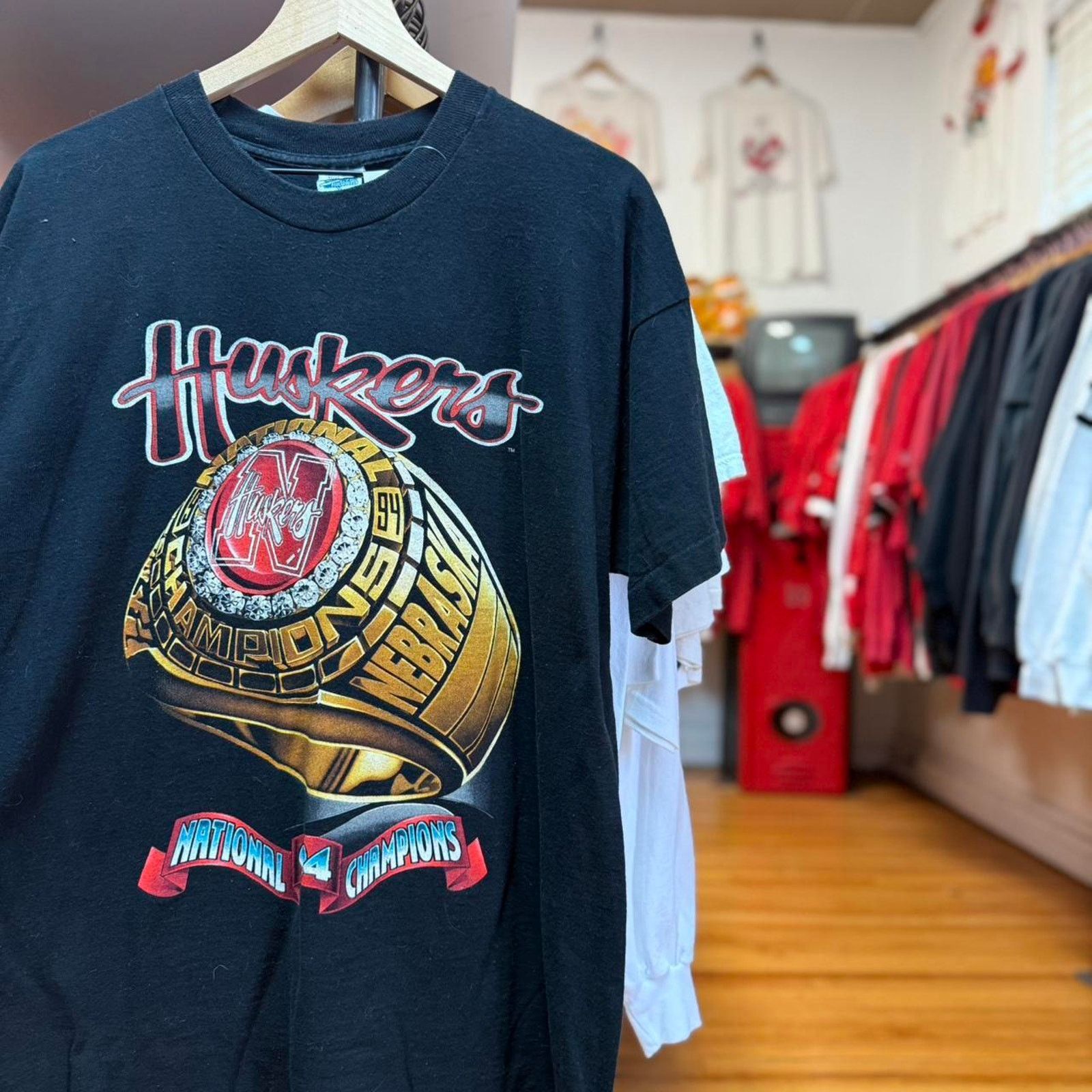 Vintage Vintage 90s Nebraska National Championship Ring T-Shirt Size US XL / EU 56 / 4 - 1 Thumbnail