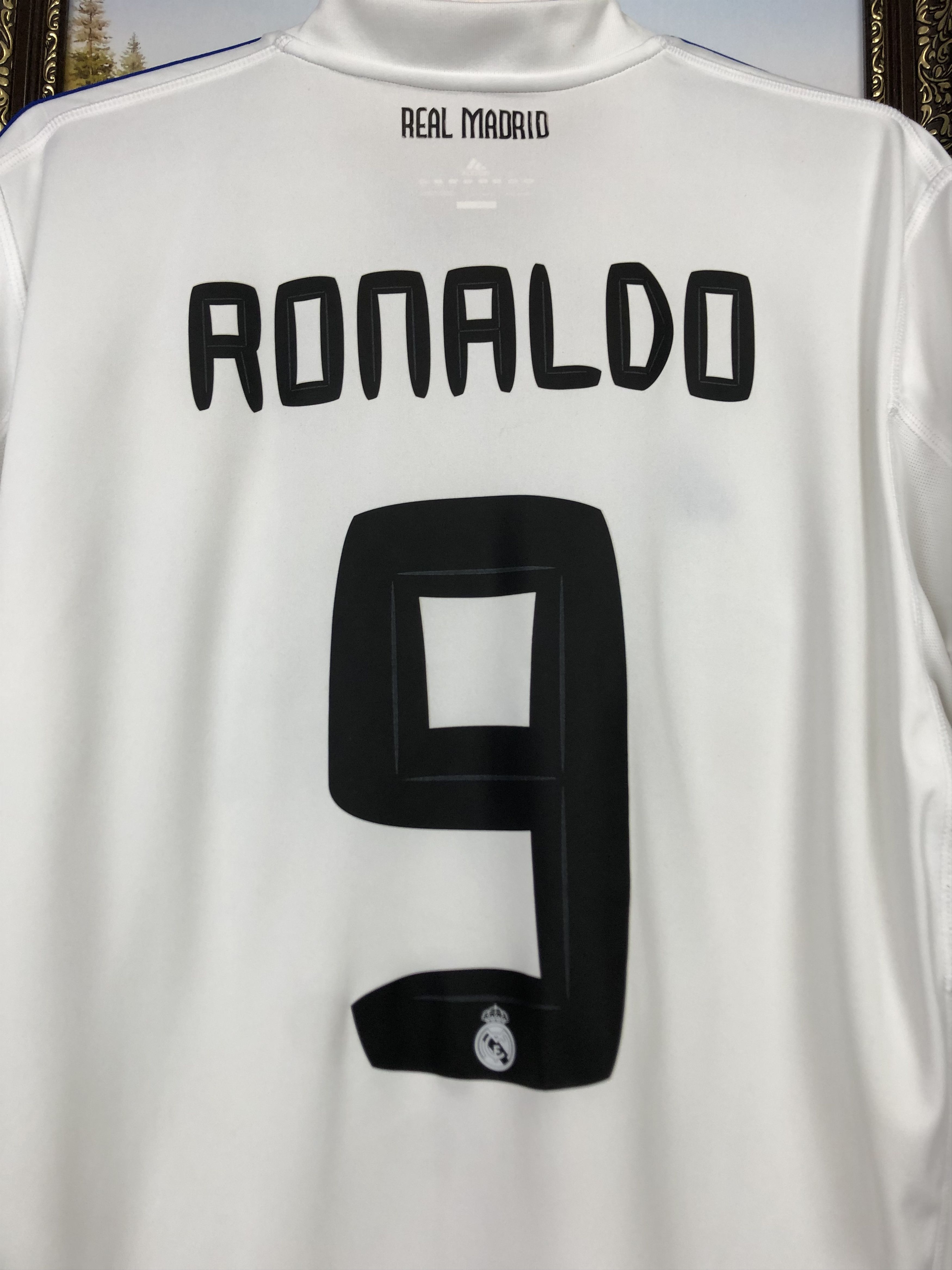 Adidas Real Madrid football shirt 2010 Soccer #9 Ronaldo Adidas Tee Size US L / EU 52-54 / 3 - 10 Thumbnail