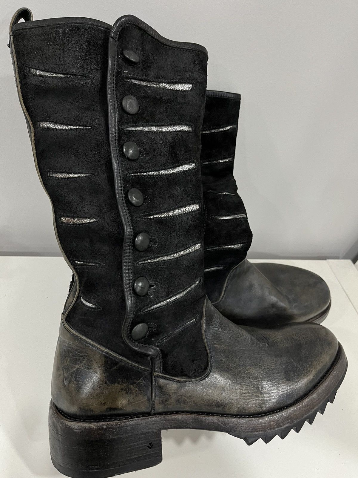 John Varvatos Thayer Tall Button Boot. Size 8.5 EU 41.5 Size US 8.5 / EU 41-42 - 15 Thumbnail