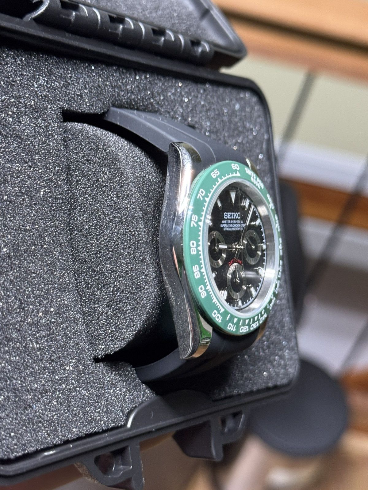 Seiko Custom Seiko VK63 Chronograph – Green Tachymeter Bezel Size ONE SIZE - 3 Thumbnail