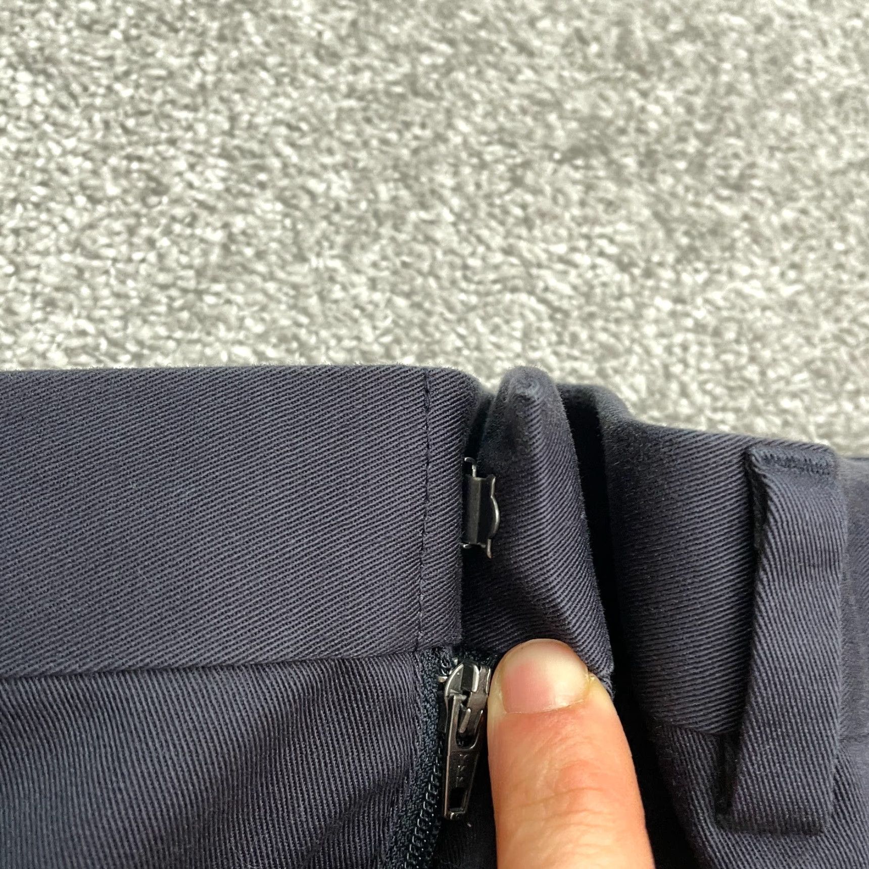 Vintage L.L. Bean Pants Men 44 Blue Comfort Waist Dress Straight Leg 100% Cotton Classic Vintage No Size US 44 / EU 60 - 4 Thumbnail