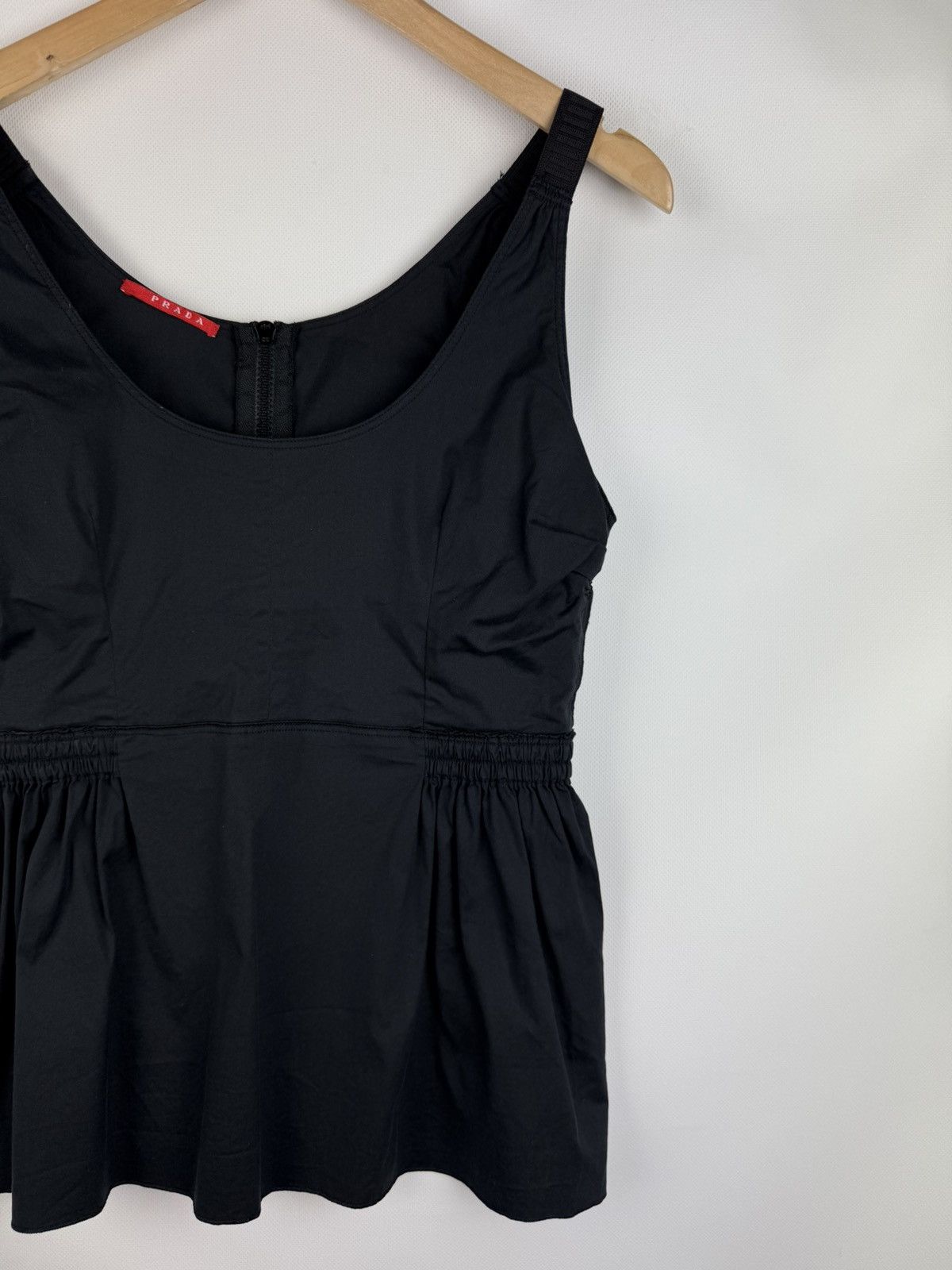 Prada × Vintage Prada Ladies Sleeveless Tank Top Blouse Size 44 Size M / US 6-8 / IT 42-44 - 3 Thumbnail